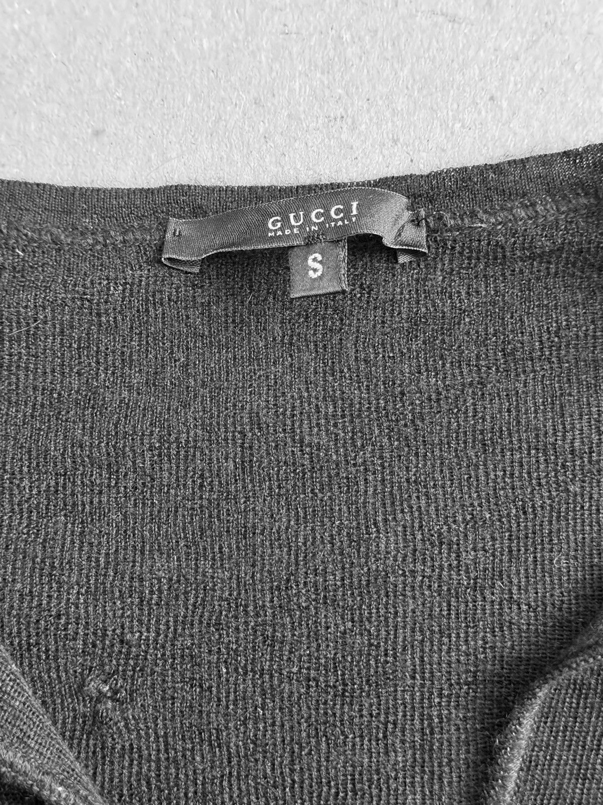Gucci Tom Ford for Gucci cashmere sweater with a deep neckline Size S / US 4 / IT 40 - 3 Thumbnail