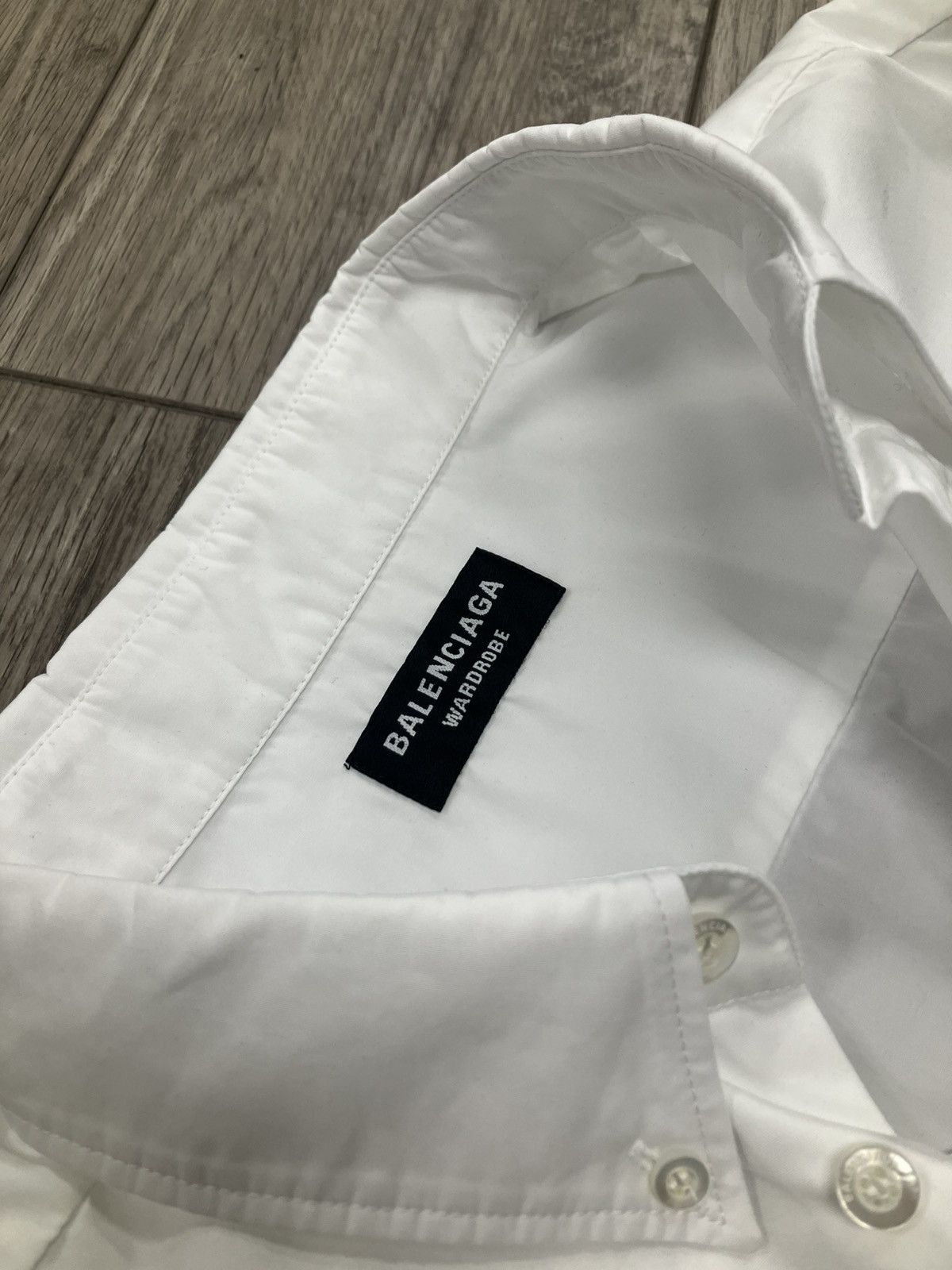 Balenciaga 38-Balenciaga Wardrobe Oversized White Button Up Size US XL / EU 56 / 4 - 2 Thumbnail