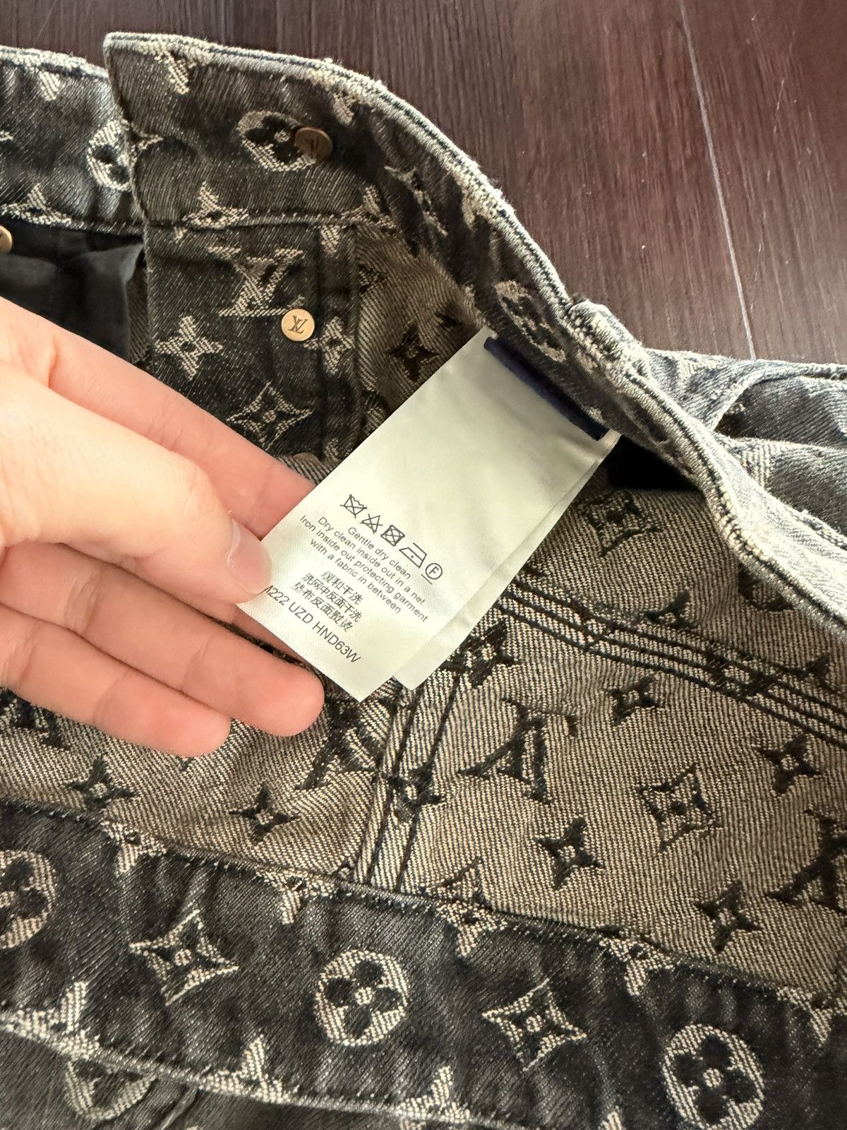 Louis Vuitton Louis Vuitton Monogram Black Denim Size US 33 - 6 Thumbnail