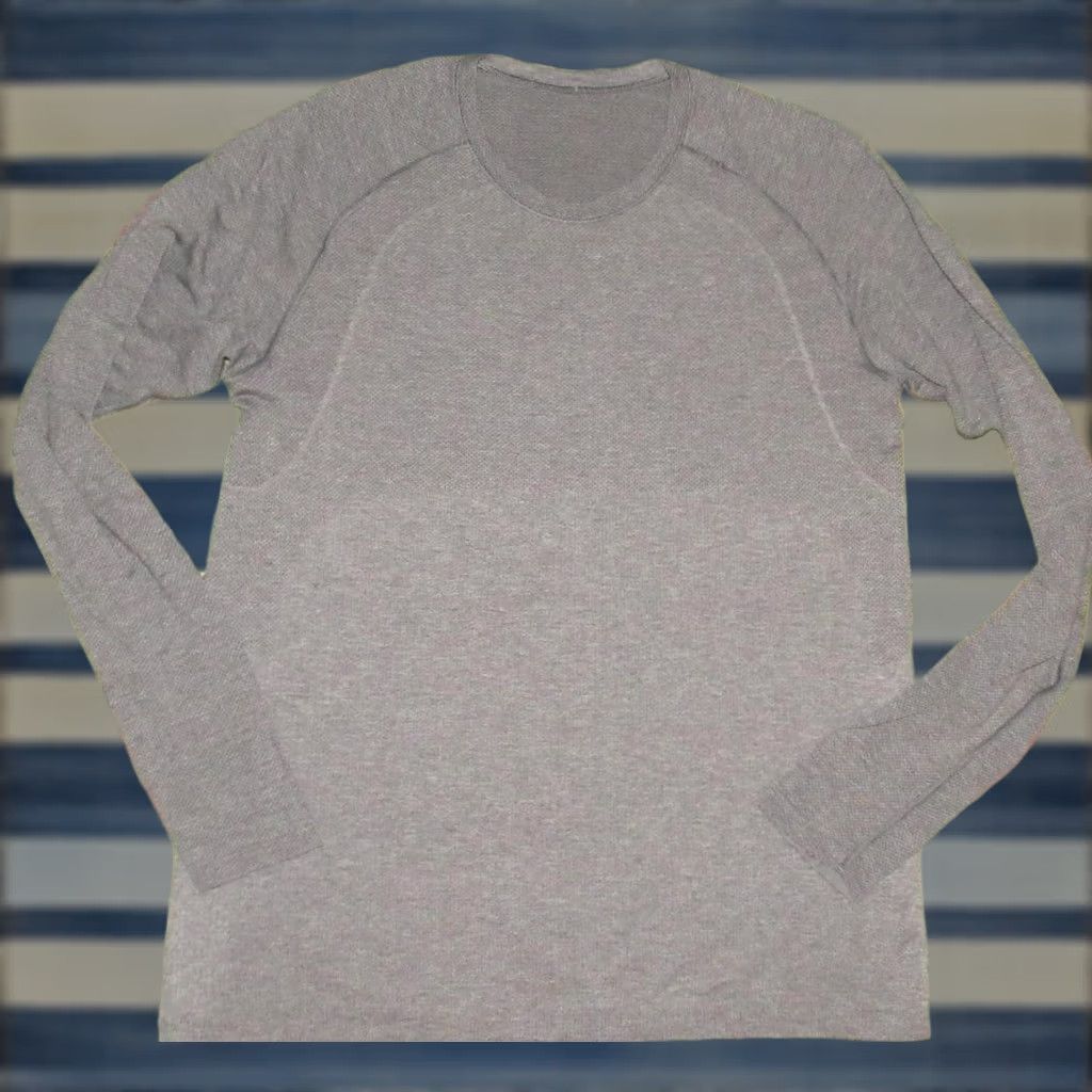 Lululemon LULULEMON Grey Long Sleeve Tech T Shirt Large Size US L / EU 52-54 / 3 - 1 Thumbnail