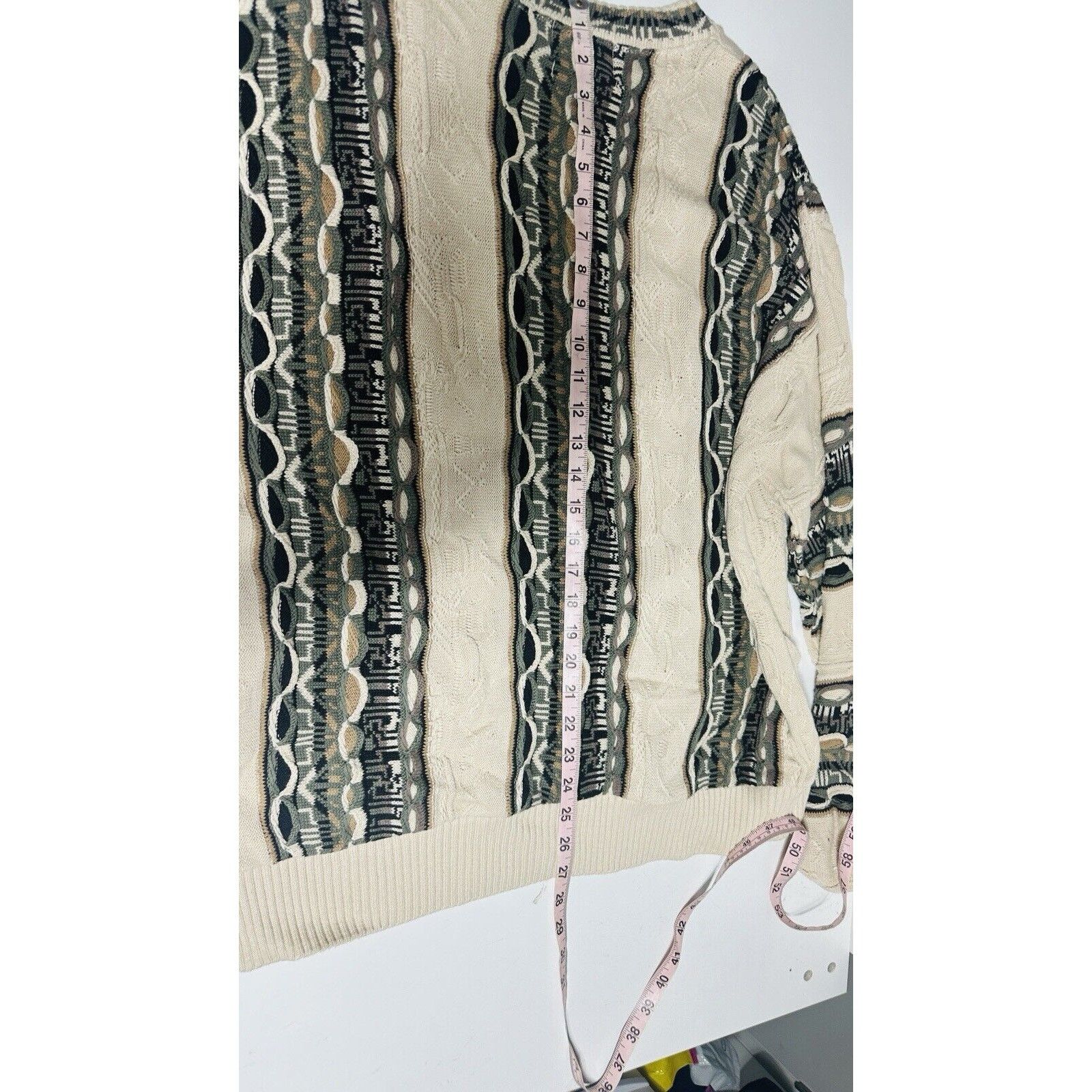 Coogi Vintage Coogi Style 3D Knit Pattern Tundra Sweater Mens XL Size US XL / EU 56 / 4 - 5 Thumbnail