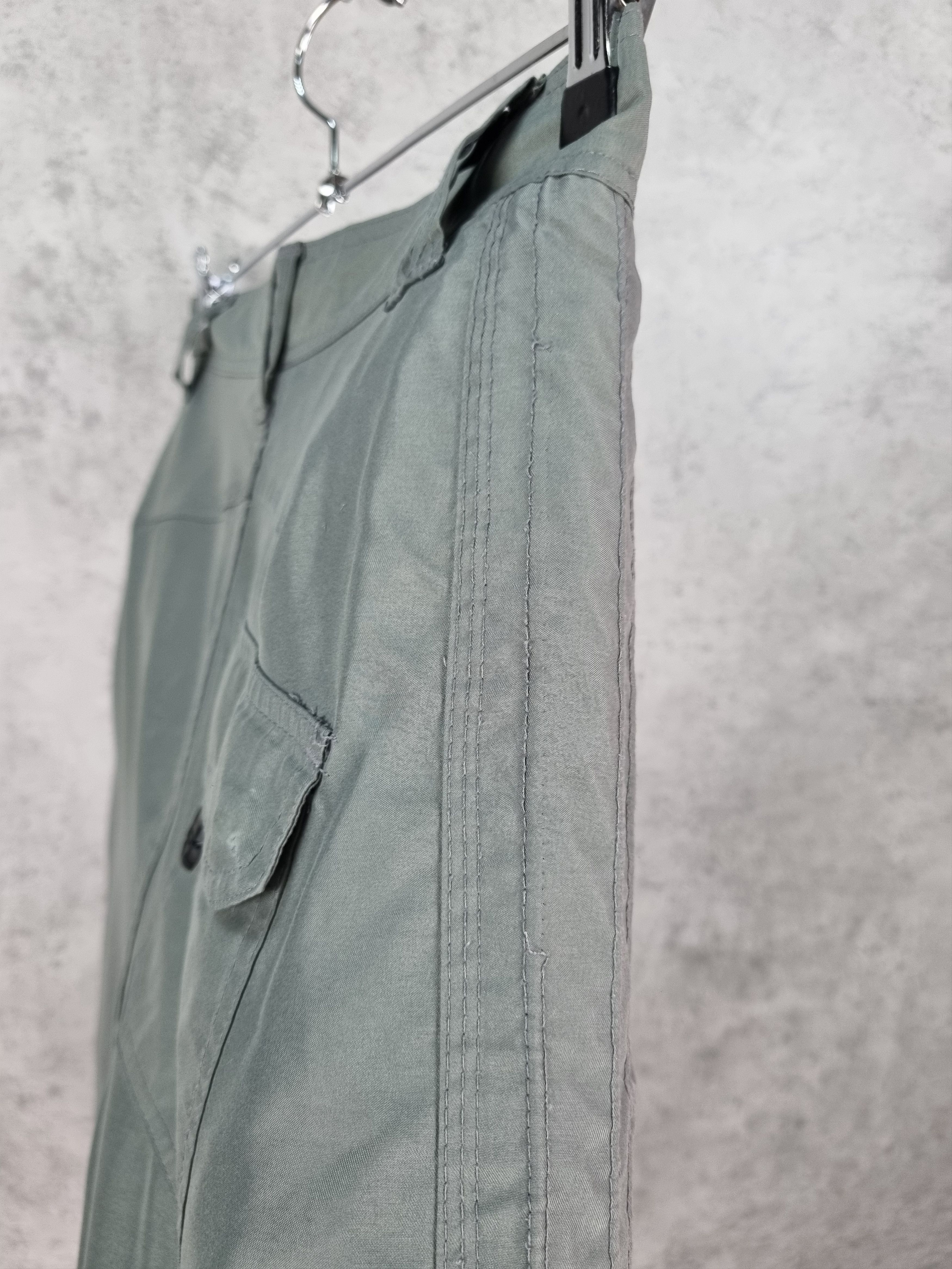 Oakley Oakley Nylon Cargo Utility Shorts with zipped pockets Size US 31 - 13 Thumbnail