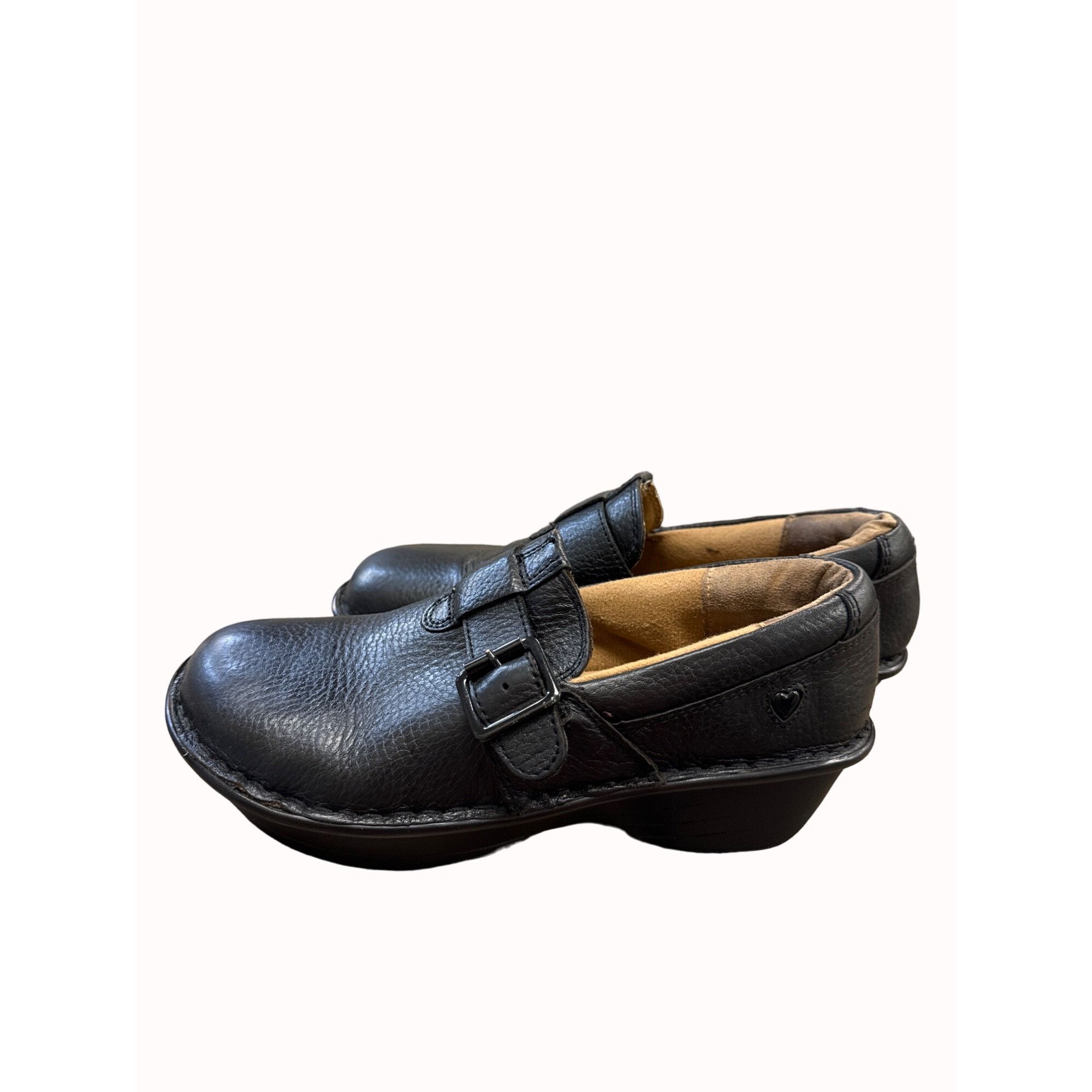 Designer NurseMates pillow top women’s leather clog shoes 7M SKU 6274 Size US 7 / IT 37 - 4 Thumbnail