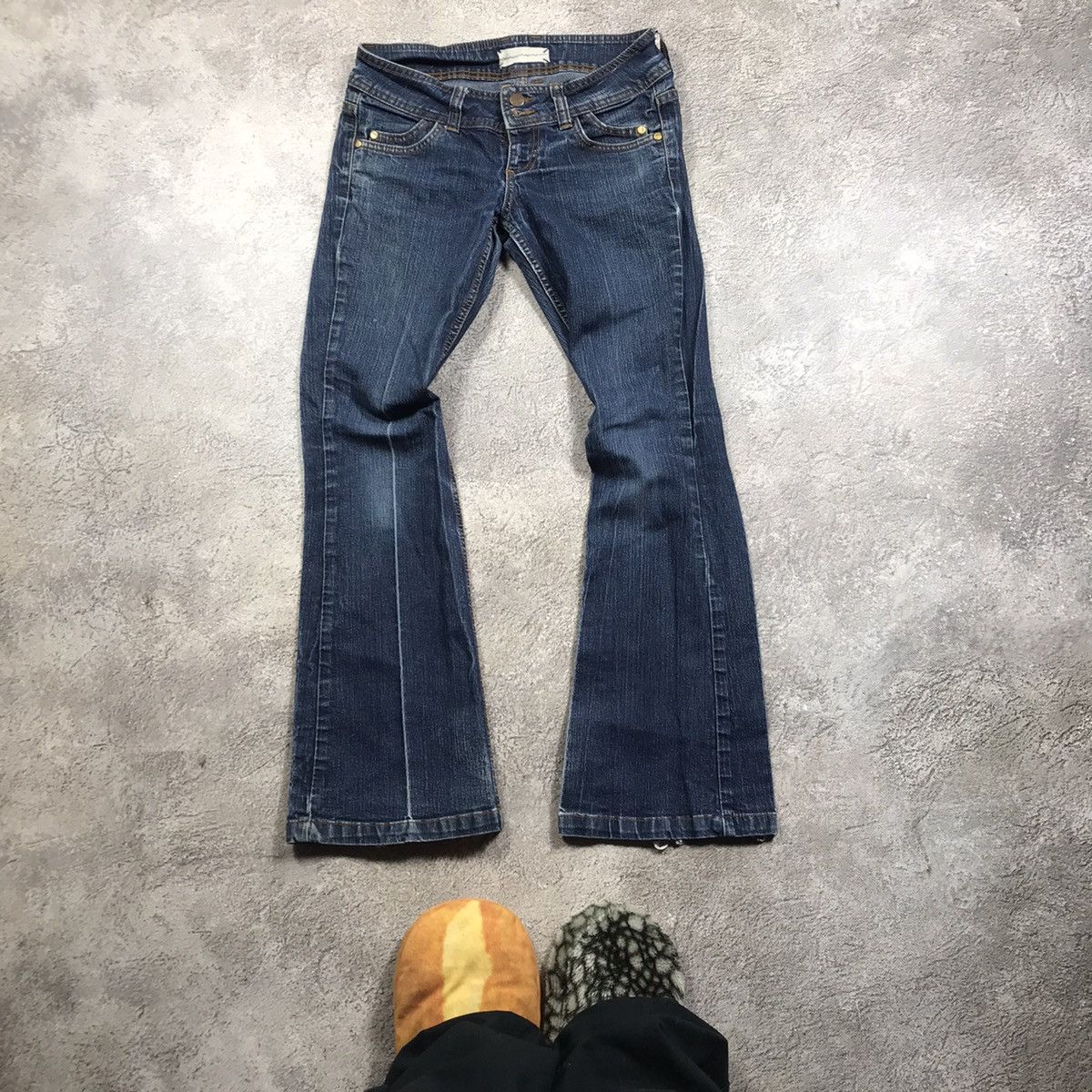 Vintage Vintage Y2K Baggy Flared Distressed Jeans Skater Logo 27 Size 27" / US 4 / IT 40 - 2 Thumbnail