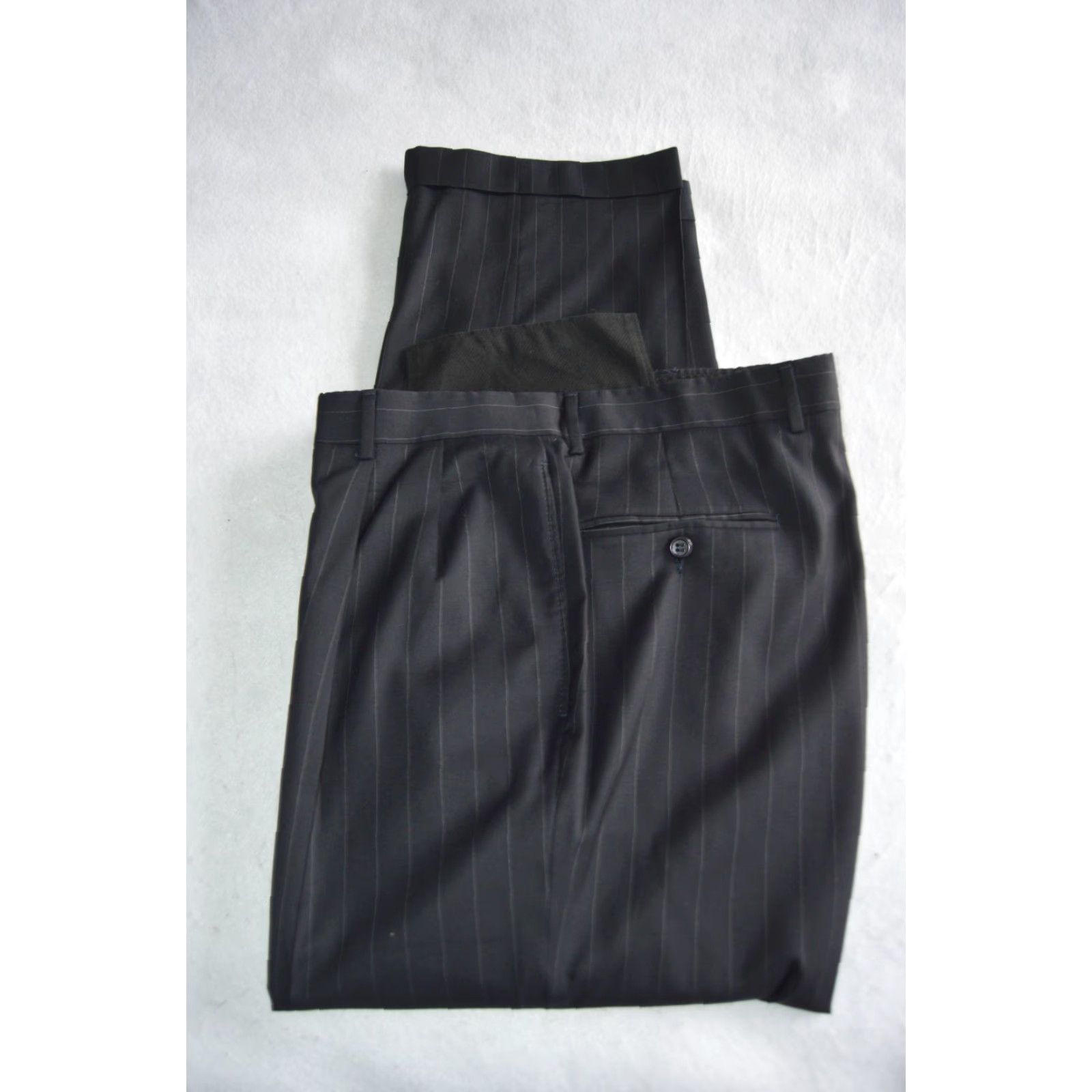 Jos. A. Bank Jos A. Bank Men's Pants Size 36R Black Wool Striped Size US 36 / EU 52 - 3 Thumbnail