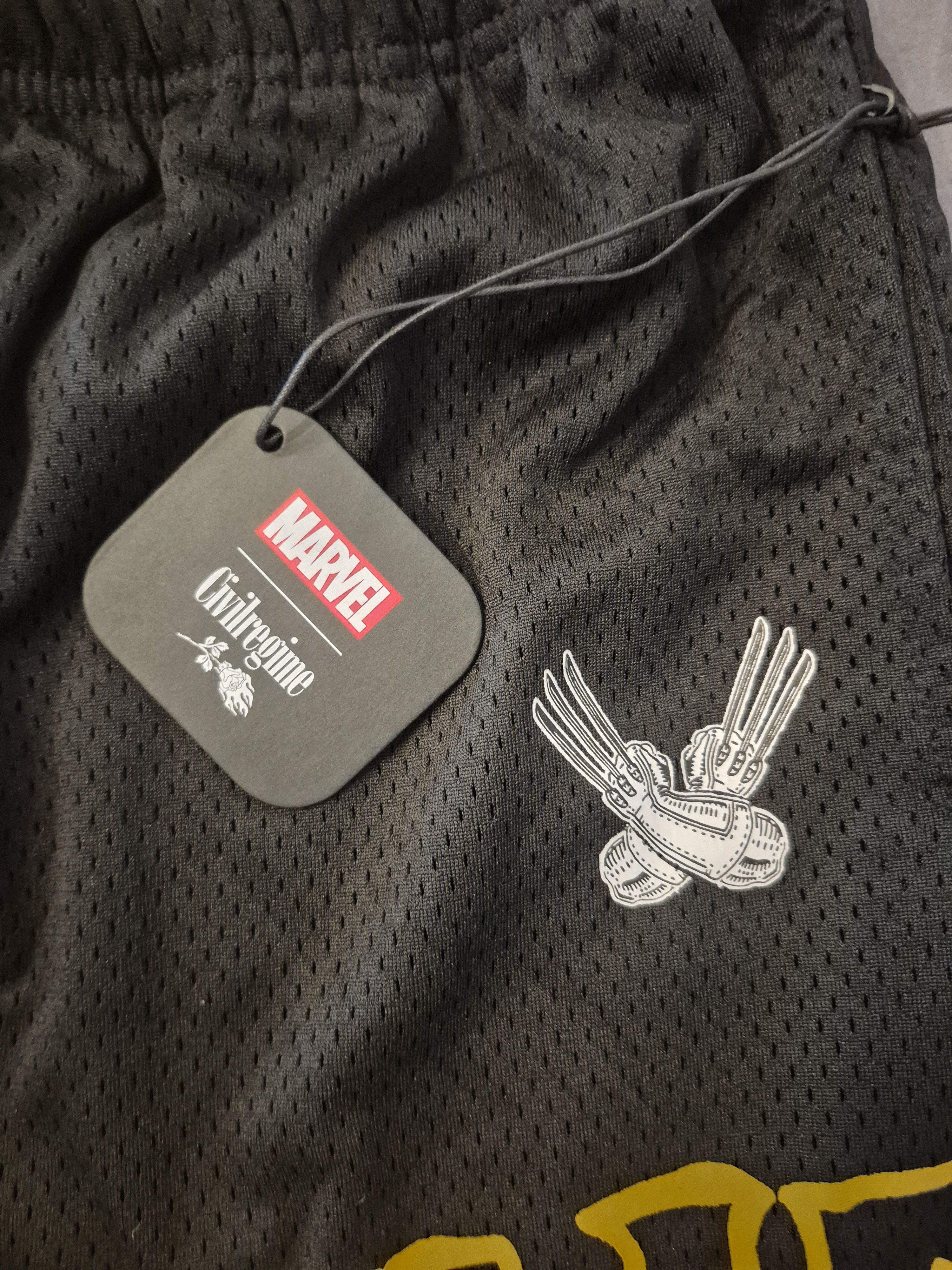 Civil Regime × Marvel Comics Civil Regime x Marvel Wolverine Mesh Shorts BNWT Small Size US 28 / EU 44 - 3 Thumbnail