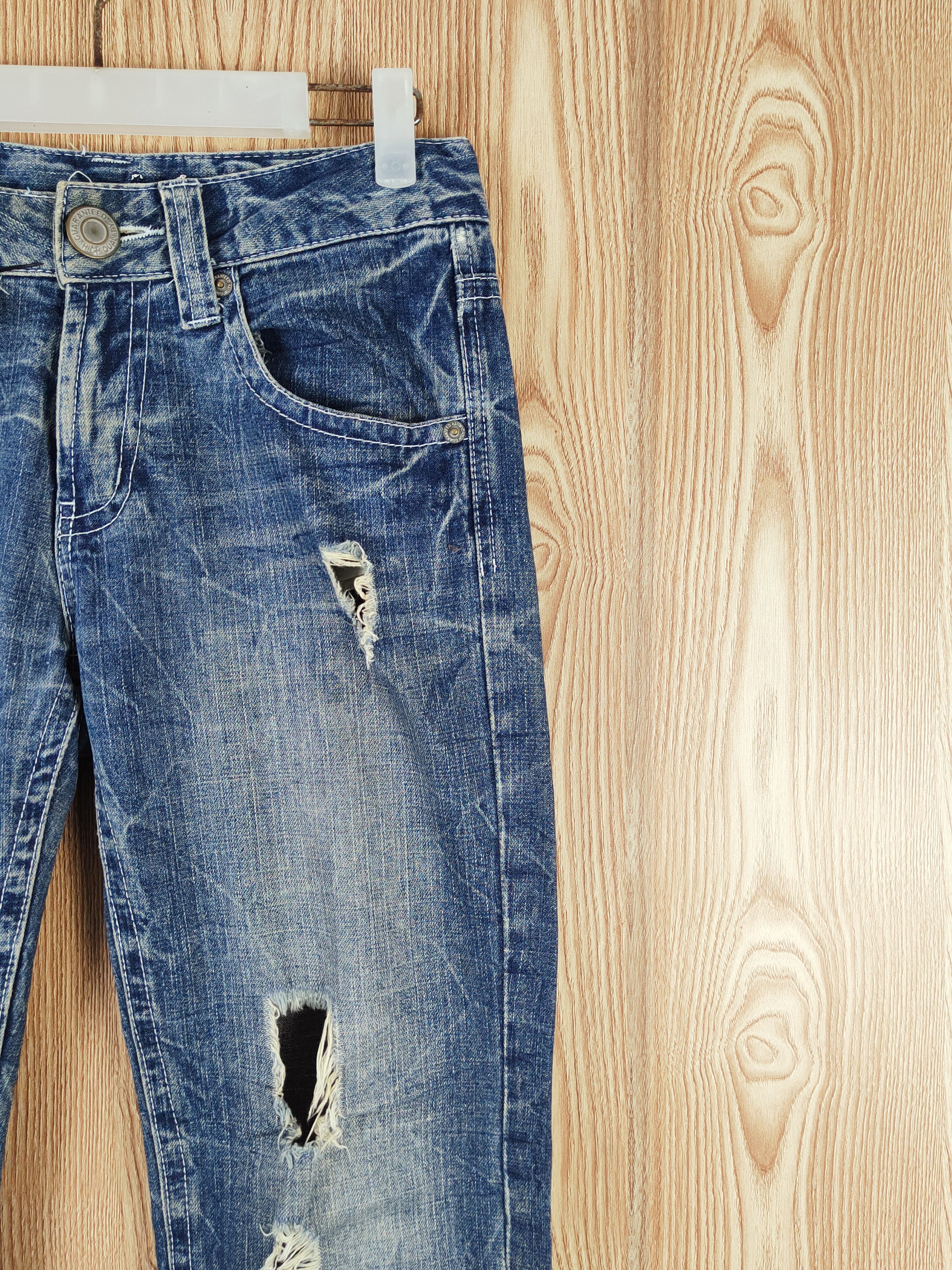 Japanese Brand Japanese Brand Dark Blue Distressed Ripped Jeans #S2769 Size US 29 - 5 Thumbnail