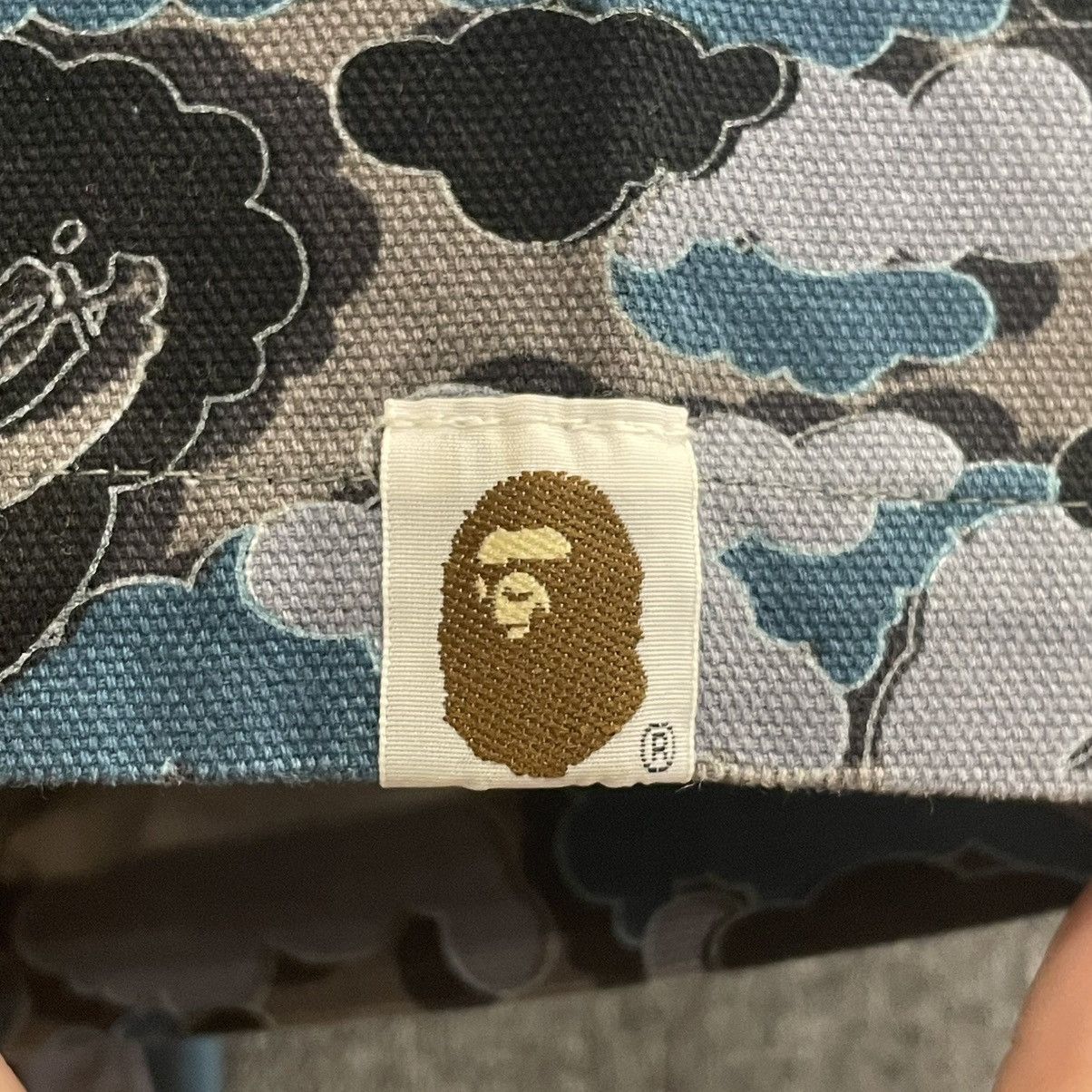 Bape × Kaws OG Bape x Kaws cloud camo nigo era Size US L / EU 52-54 / 3 - 8 Thumbnail