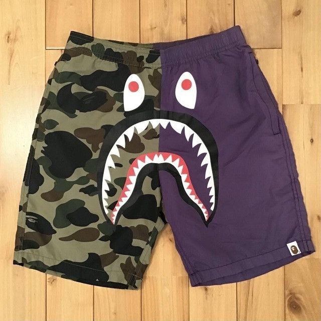 Bape BAPE 1st camo × purple Shark Beach Shorts ★size S Size US 30 / EU 46 - 1 Thumbnail