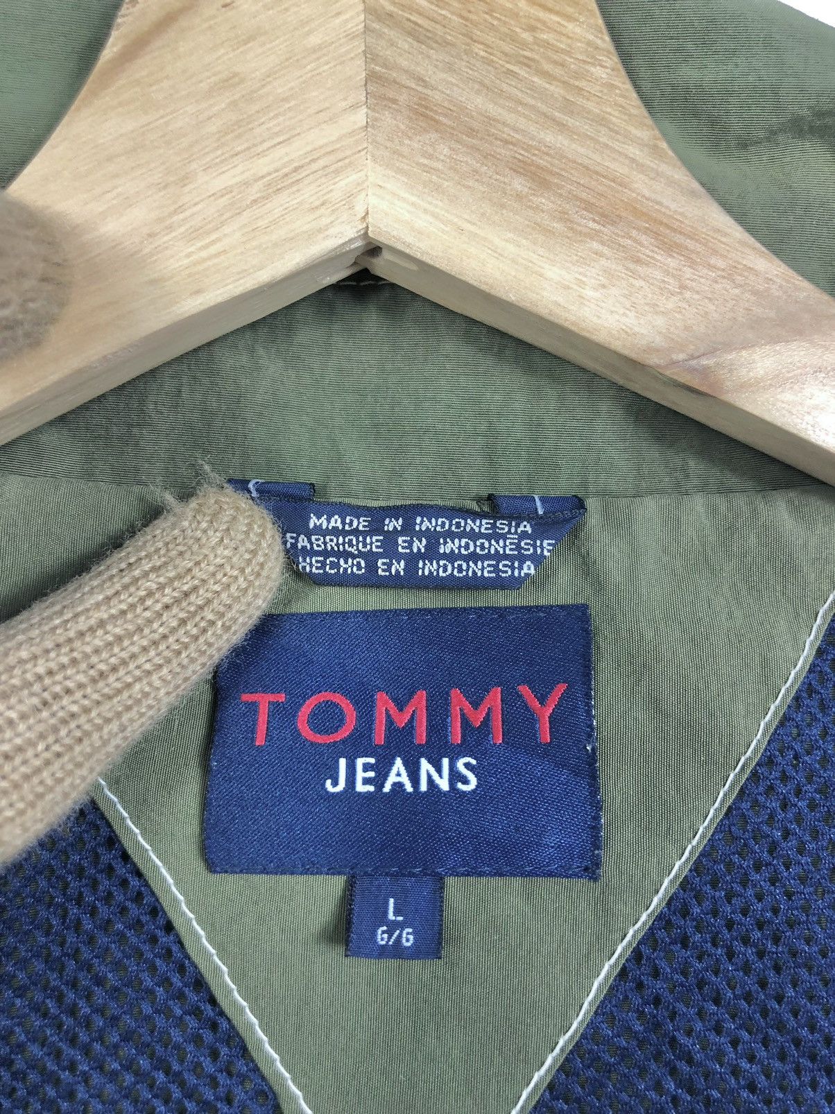 Tommy Hilfiger Rare Tommy Hilfiger Tommy Jeans Jacket Size US L / EU 52-54 / 3 - 11 Thumbnail