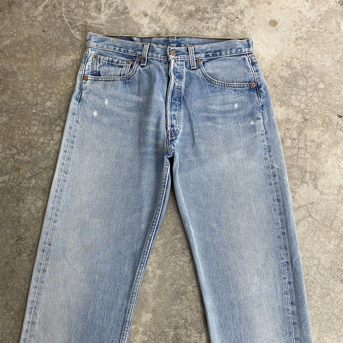 Levi's Vintage Late 90’s Levis 501 Faded Light Blue Jeans Size US 31 - 3 Thumbnail