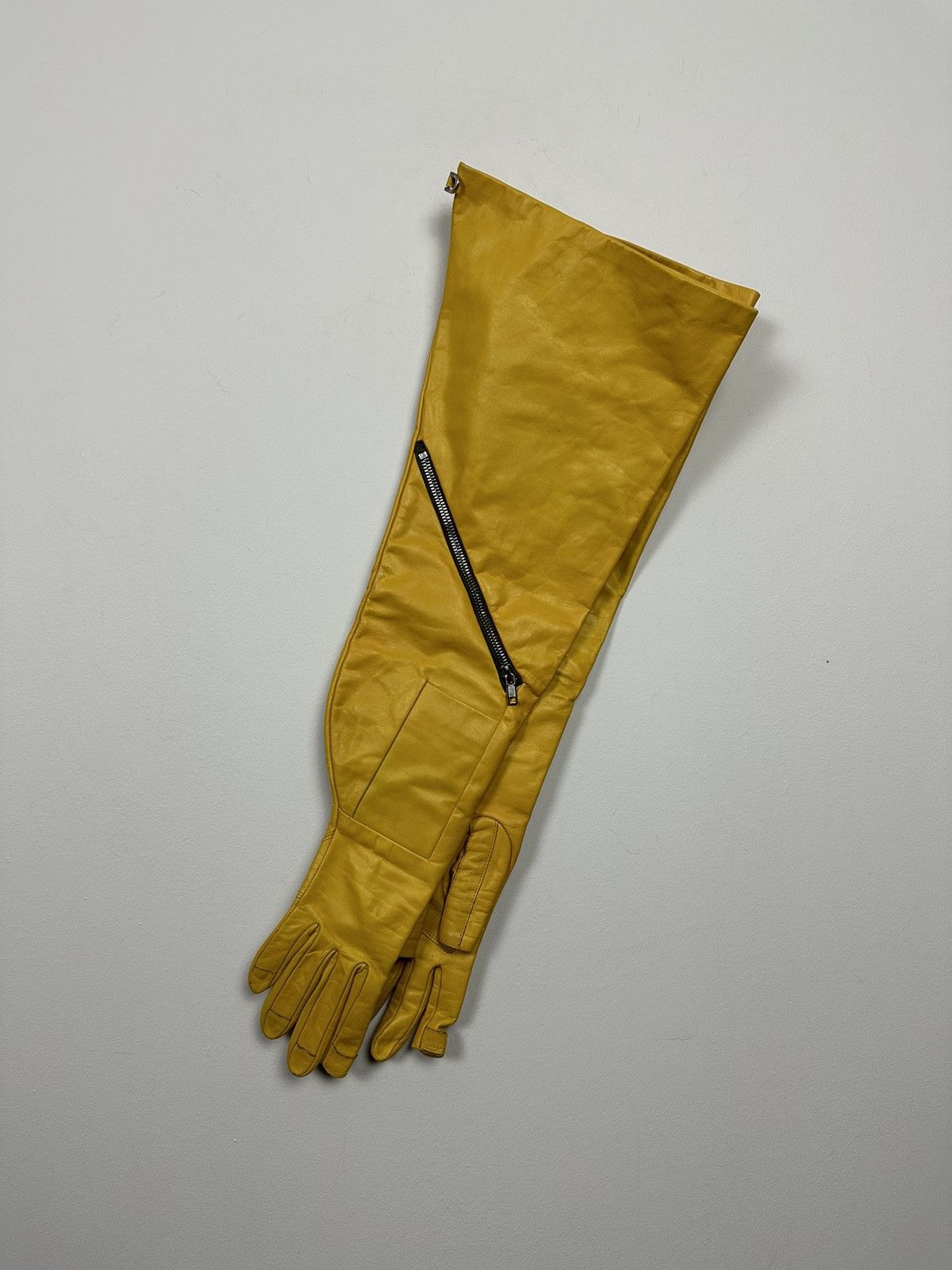 Rick Owens FW22 ‘STROBE Lemon Cargo Strobe Gloves Size ONE SIZE - 6 Thumbnail
