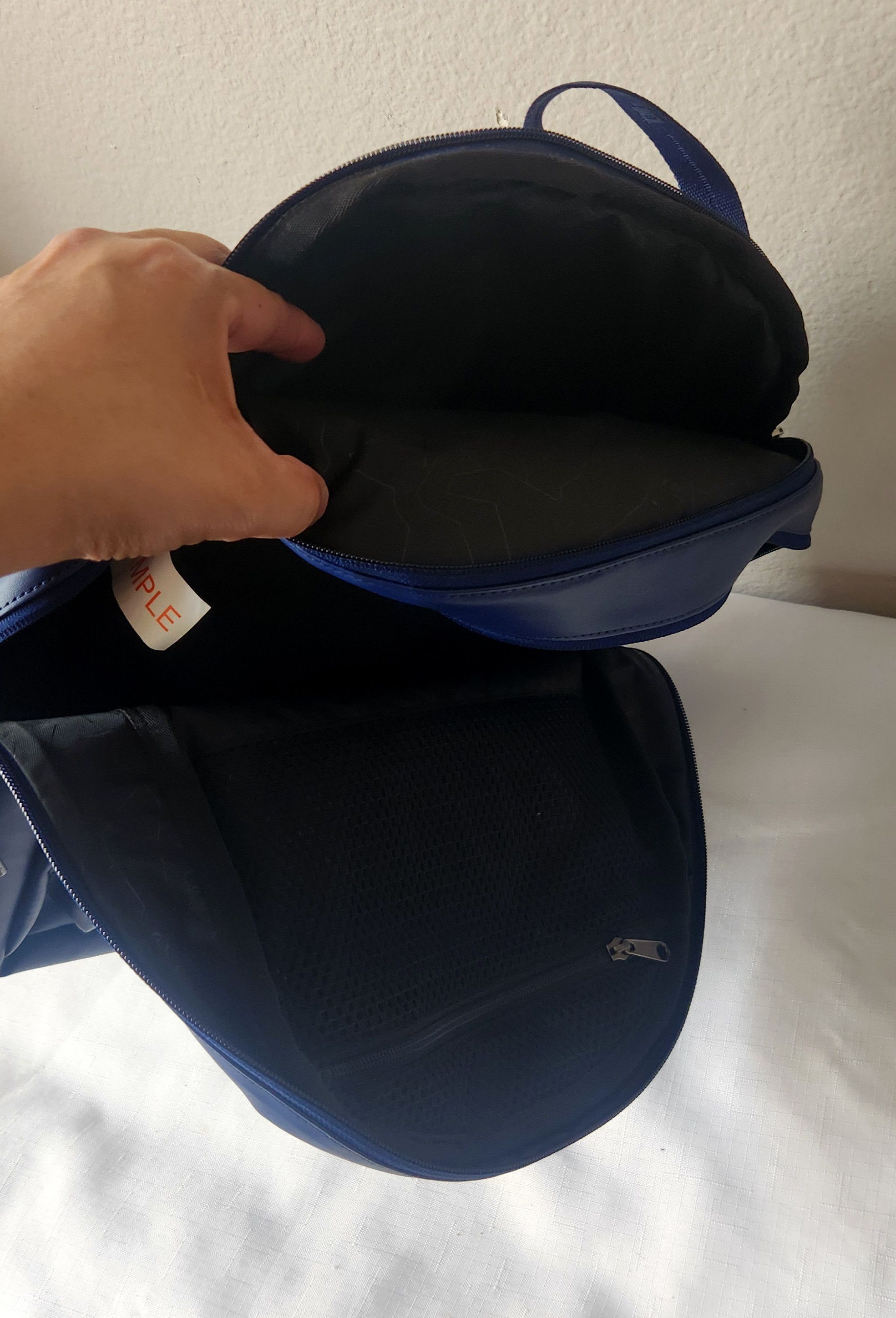 Other Db Douchebags "SAMPLE" Backpack 8L Deep Sea Blue Adult Rare Size ONE SIZE - 11 Thumbnail