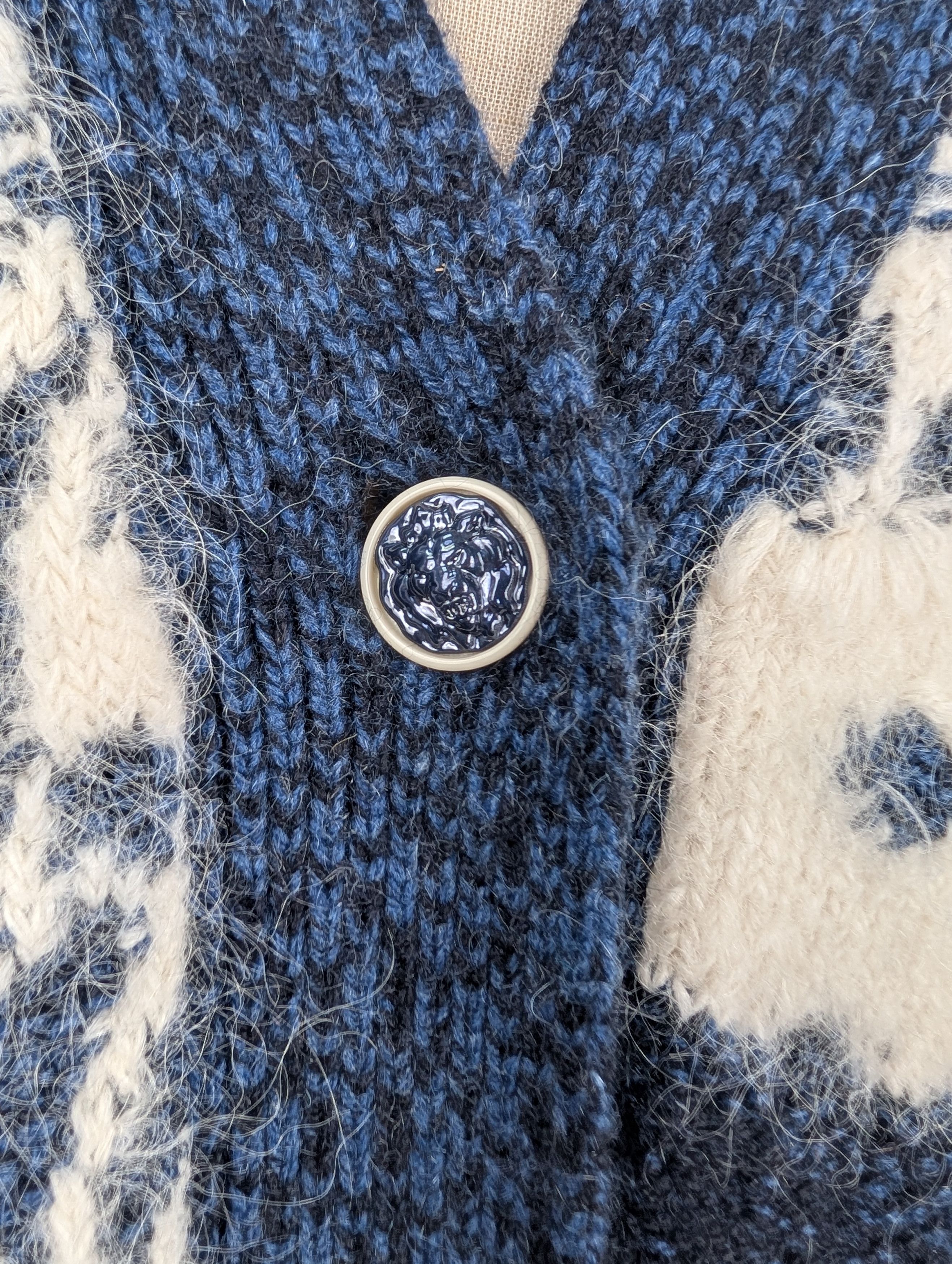 Chanel Chanel Blue And White Knitwear Cardigan Size S / US 4 / IT 40 - 3 Thumbnail