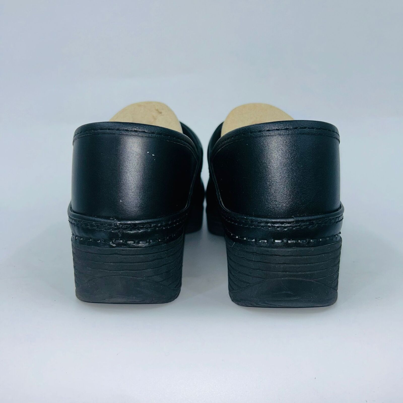 Dansko DANSKO WOMENS XP 2.0 BLACK COMFORTABLE CLOG BLACK SIZE 7.5B Size US 7.5 / IT 37.5 - 3 Thumbnail