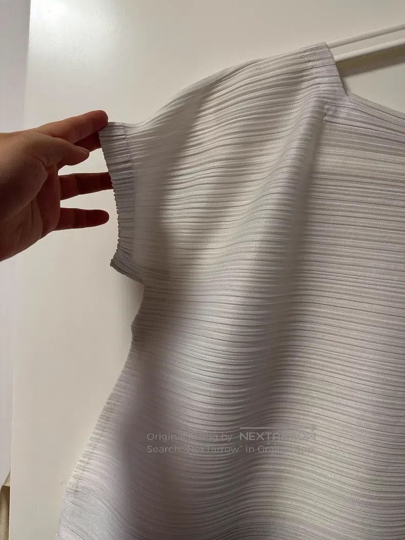 Issey Miyake Issey Miyake White Short-Sleeve T-Shirt Size M / US 6-8 / IT 42-44 - 3 Thumbnail