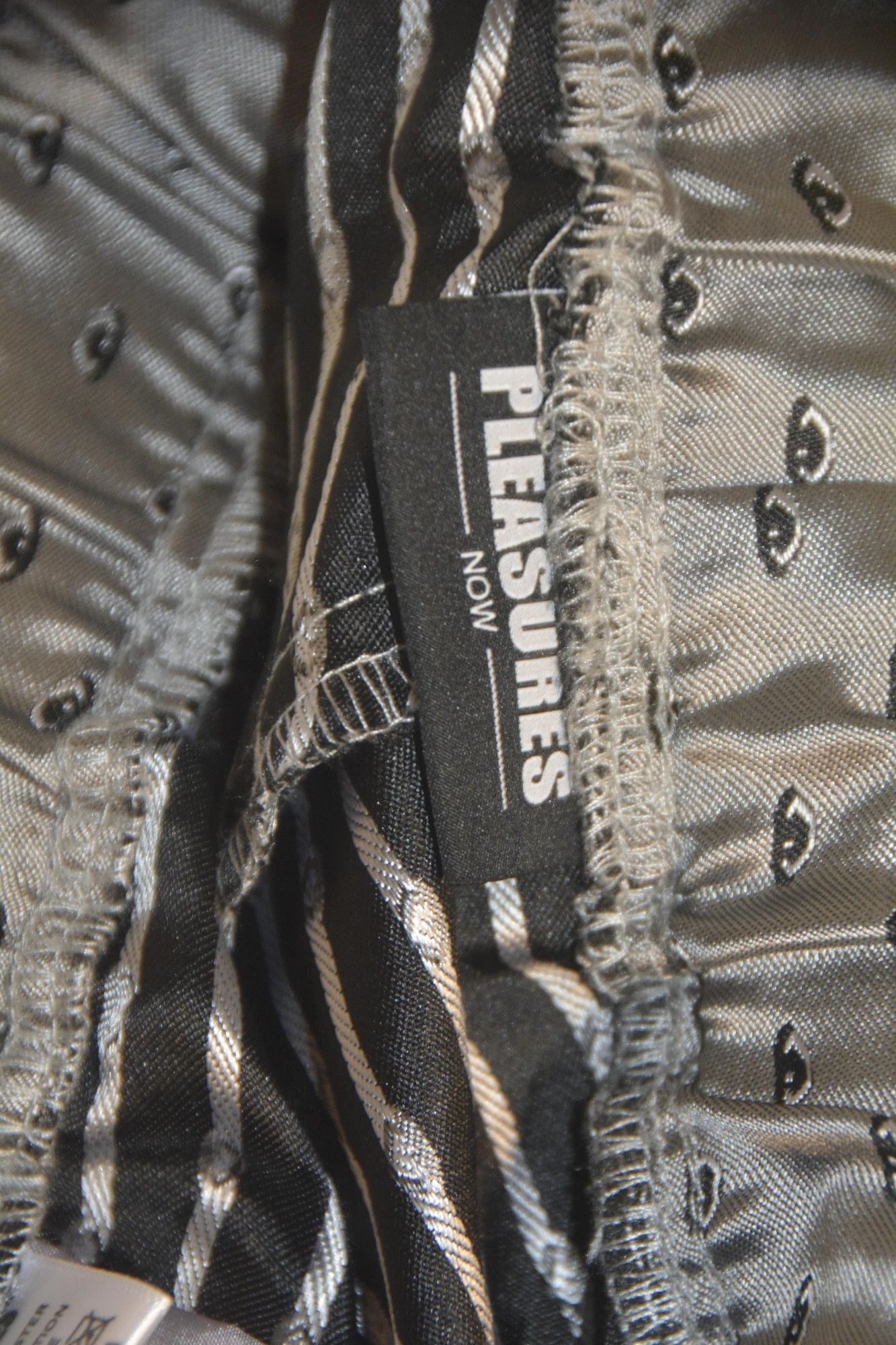 Pleasures Pleasures Eye Print Drawstring Trousers Grey Size US 32 / EU 48 - 4 Thumbnail