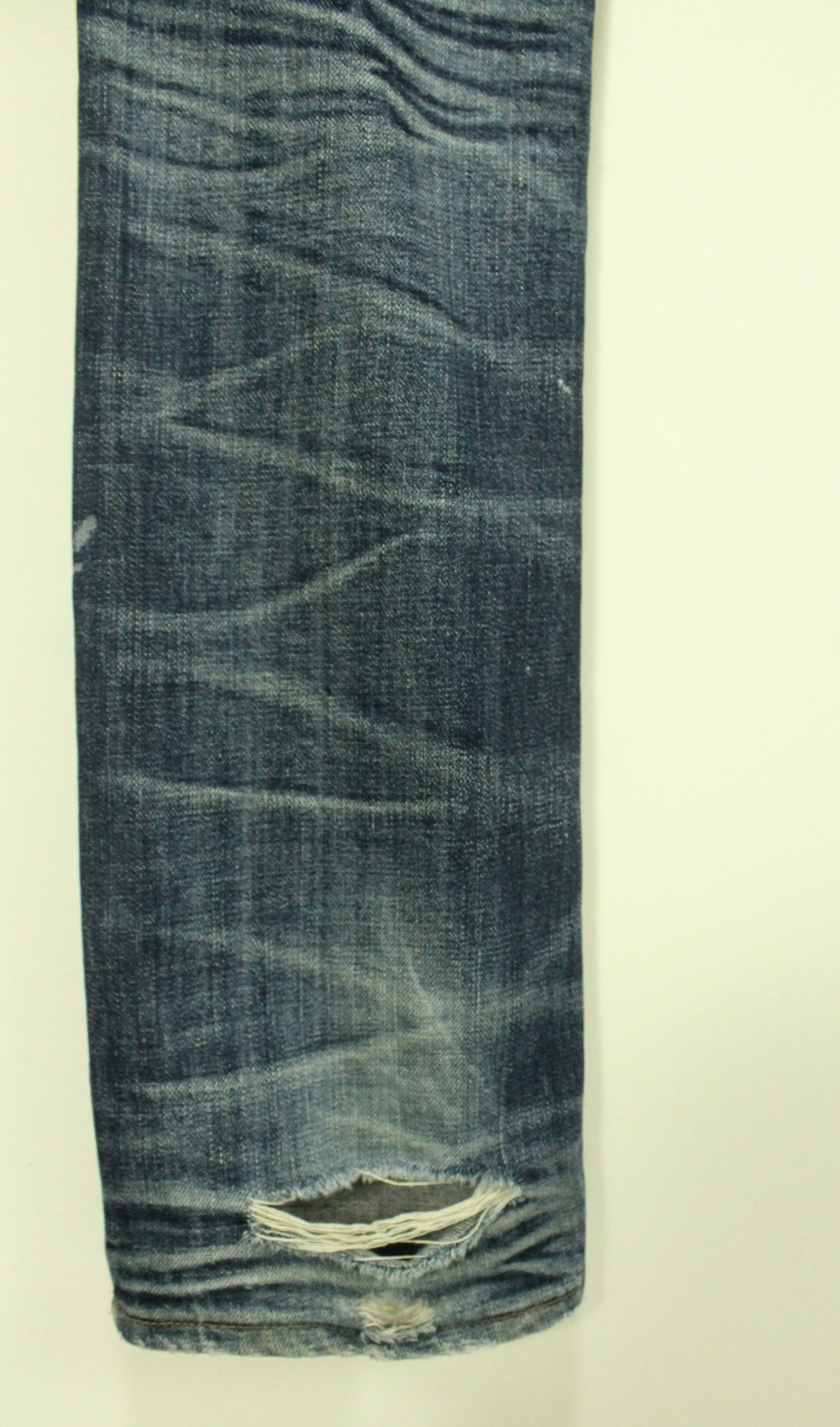 Japanese Brand LOUNGE LIZARD Denim Jeans Distressed Faded Thrashed Grunge Size US 31 - 14 Thumbnail