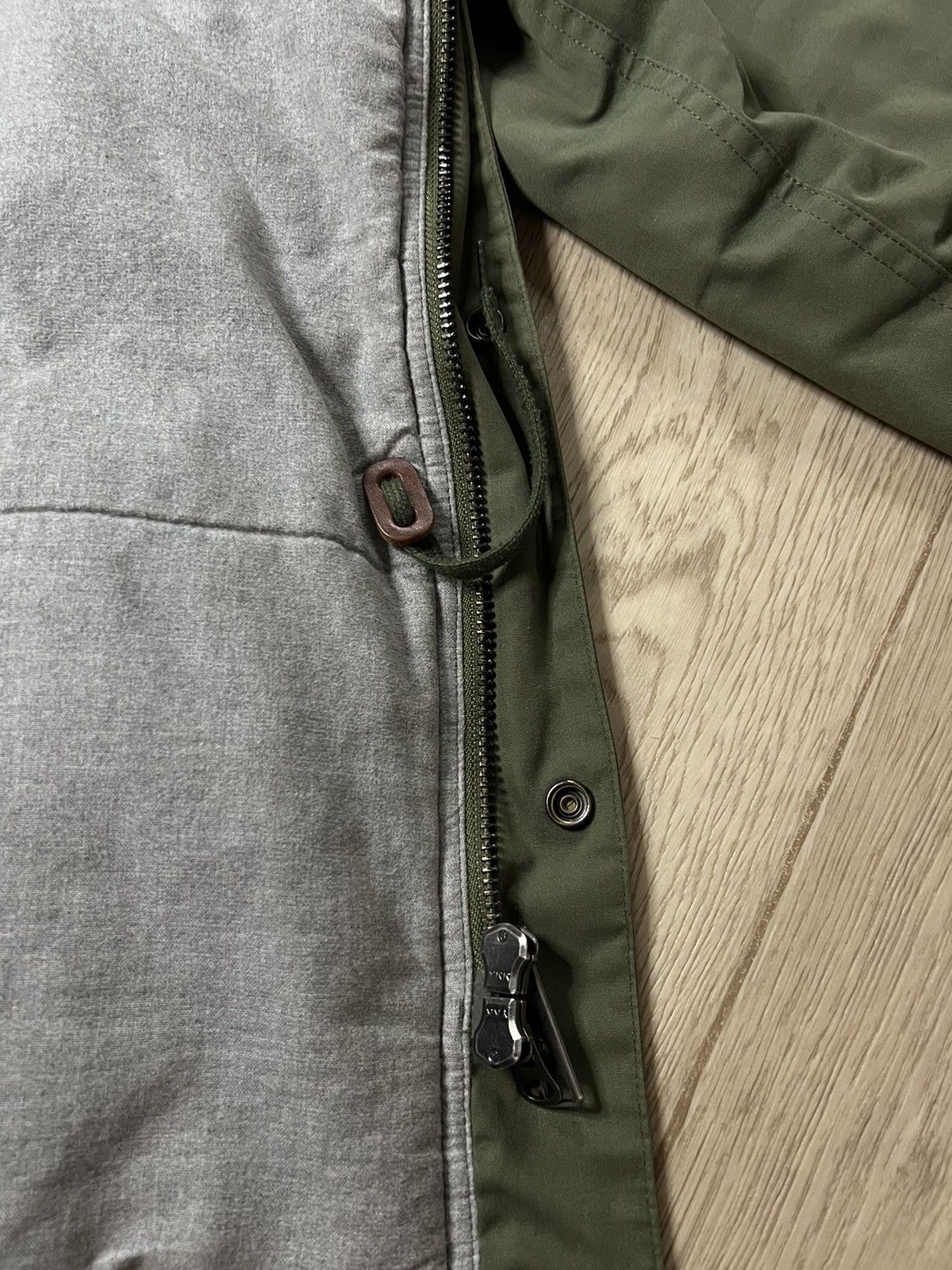 Carhartt Vintage Carhartt Wip Mosley Jacket - Men’s Large Olive Size US L / EU 52-54 / 3 - 9 Thumbnail