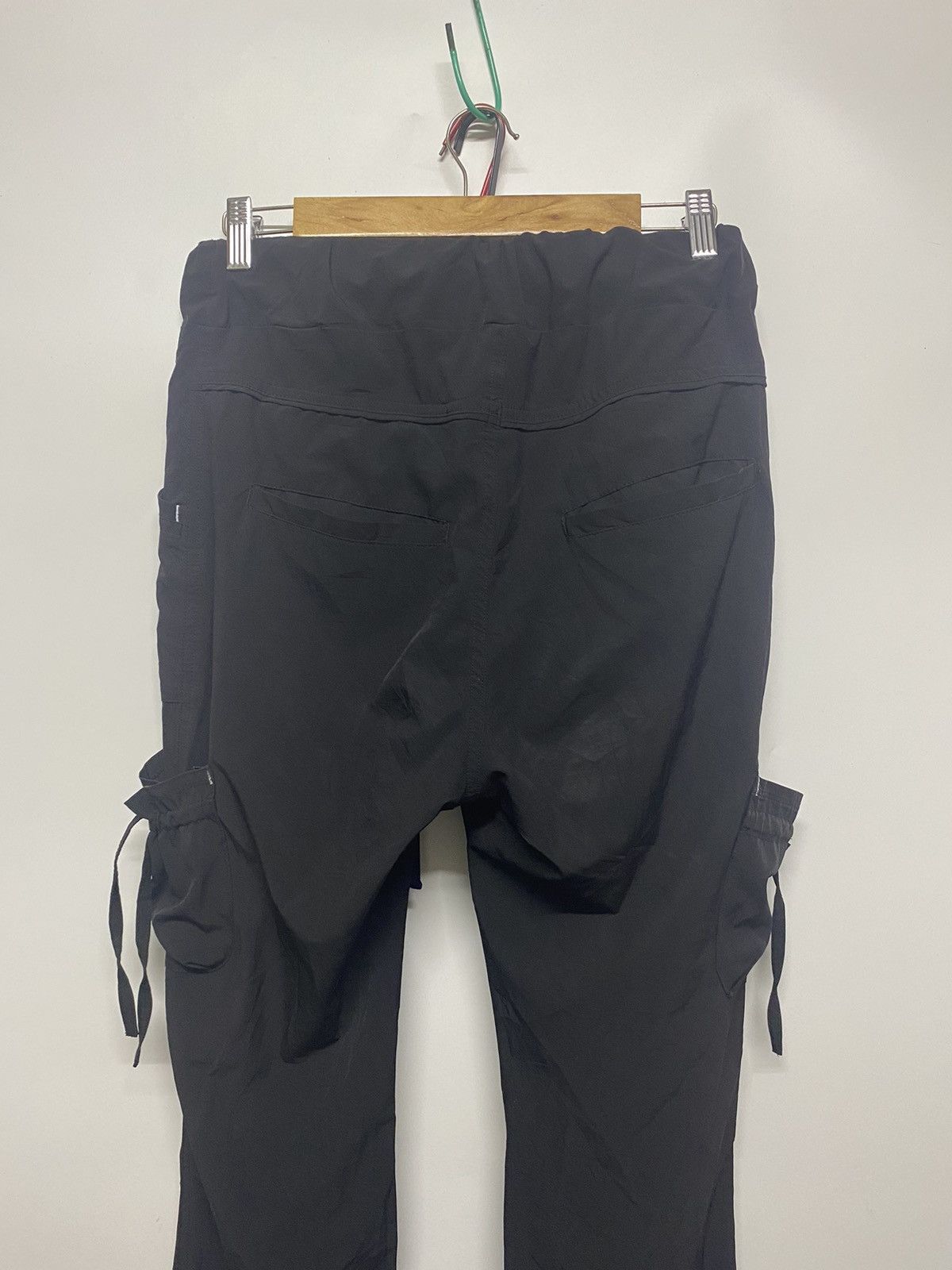 Designer × Fila FILA Multi Pocket Cargo Flare Leg Pants Size 28" / US 6 / IT 42 - 9 Thumbnail