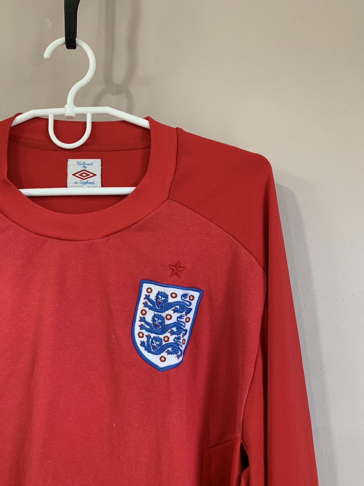 Umbro England Away Football Shirt Long Sleeve Umbro Retro Soccer M Size US M / EU 48-50 / 2 - 4 Thumbnail