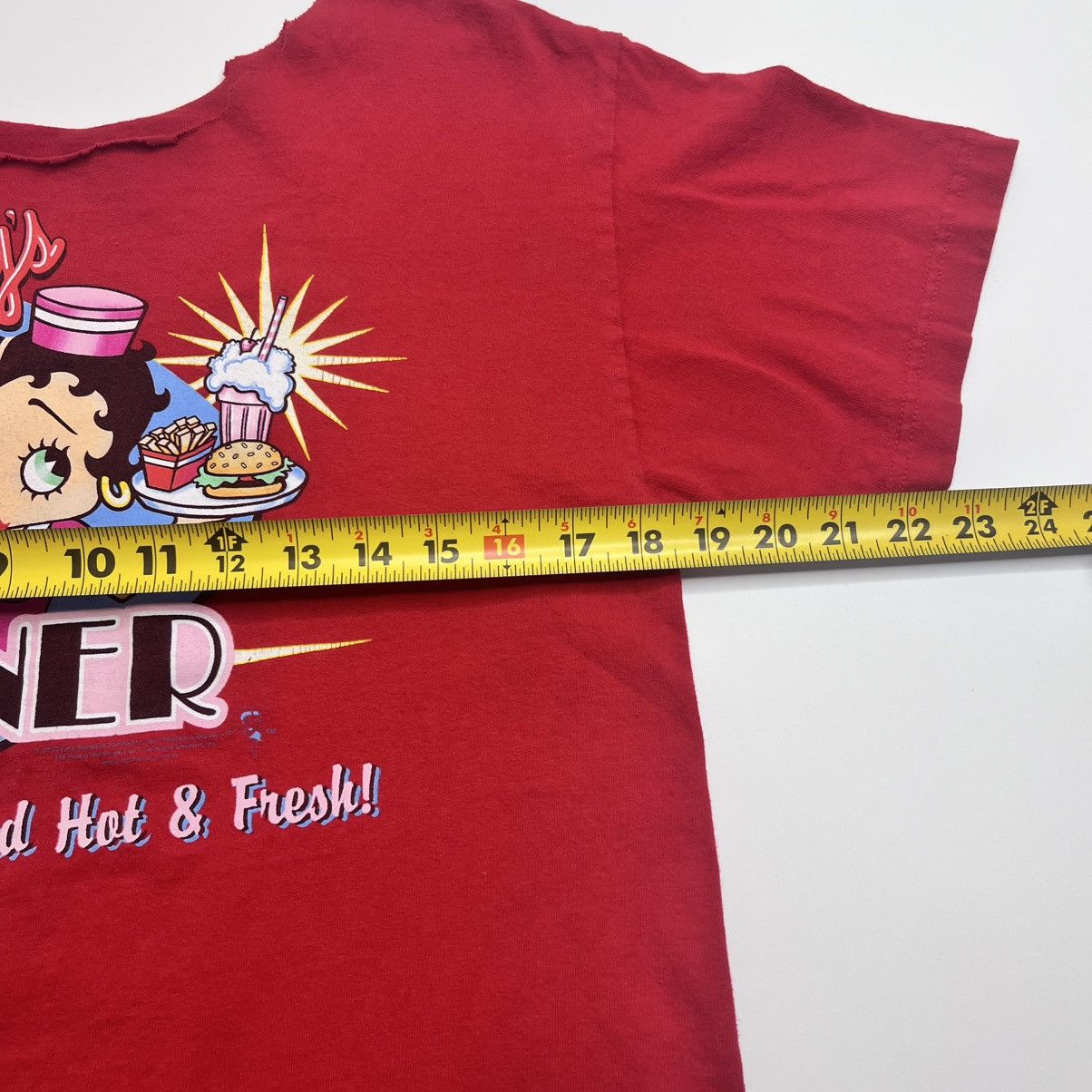Vintage cute 2000s Betty boop tee with cut neckline Size M / US 6-8 / IT 42-44 - 2 Thumbnail
