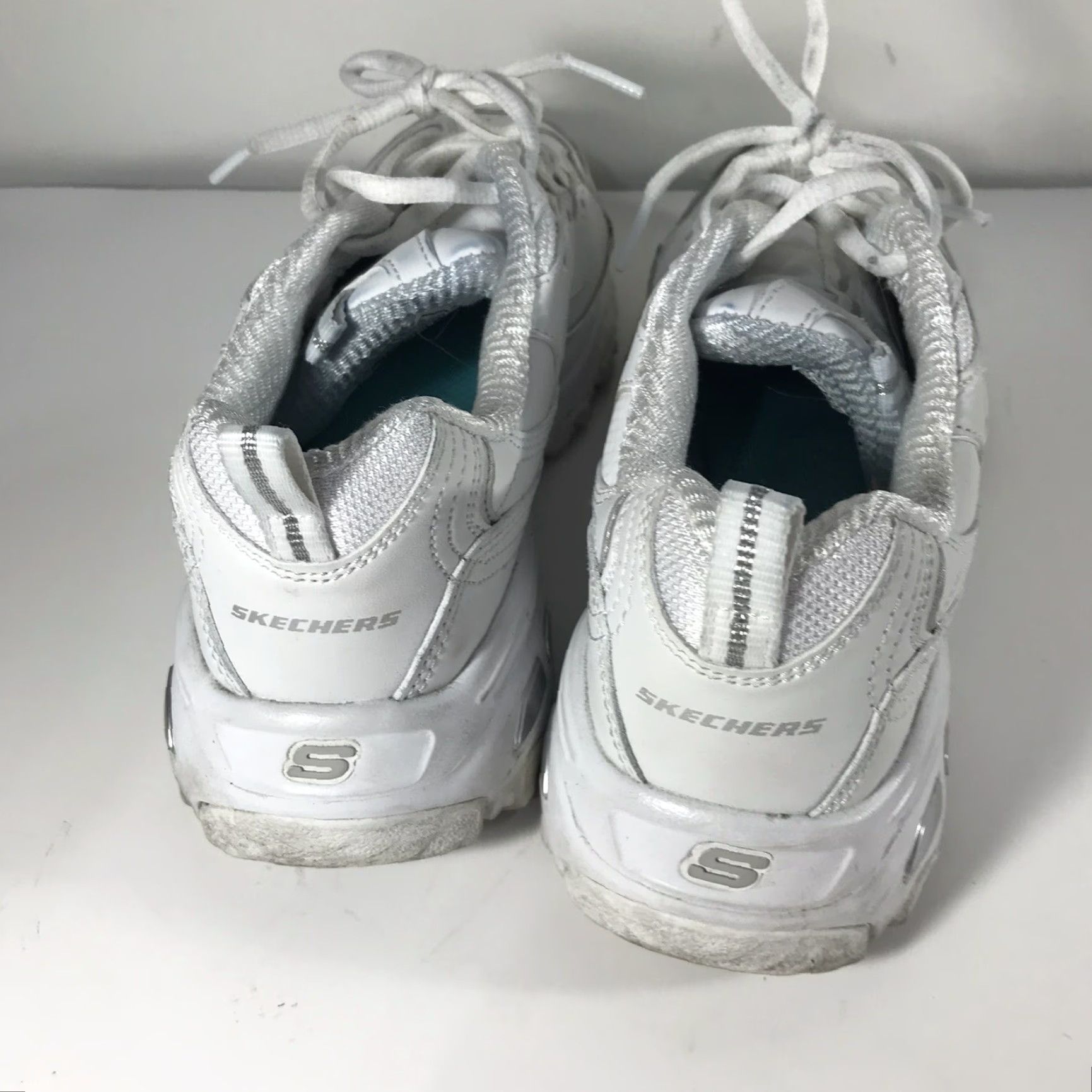 SKECHERS SKECHERS D'Lites White Leather/Synthetic Memory Foam Sneakers Womens Size 8 Athletic Comfort Low Top Size US 8 / IT 38 - 3 Thumbnail
