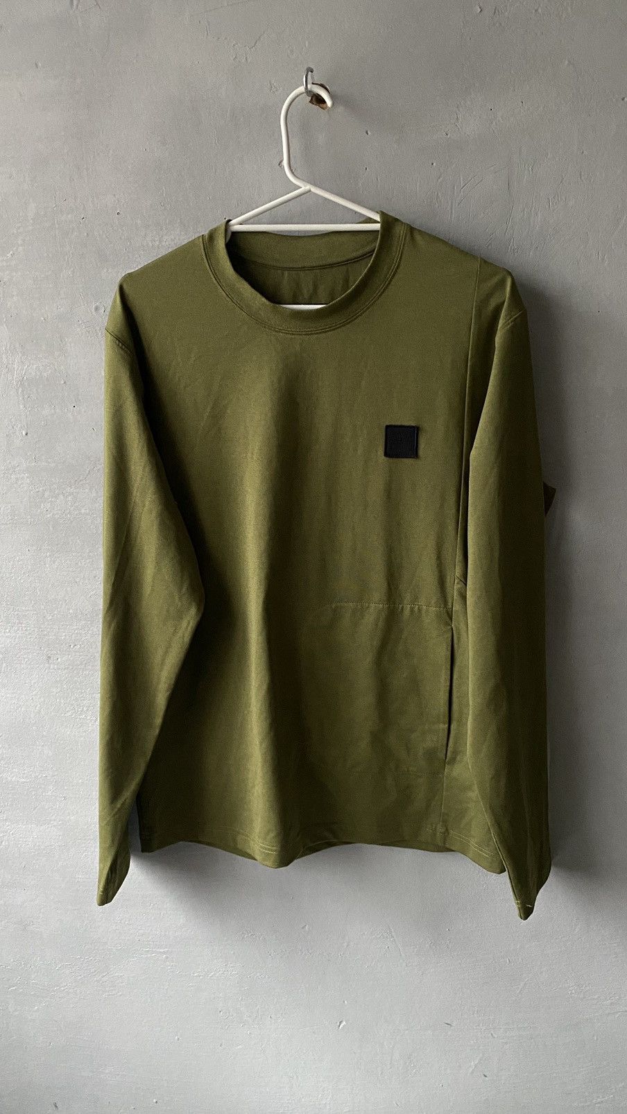 A-COLD-WALL* A-COLD-WALL* LONG SLEEVE PATCH LOGO T-SHIRT Size US S / EU 44-46 / 1 - 1 Thumbnail
