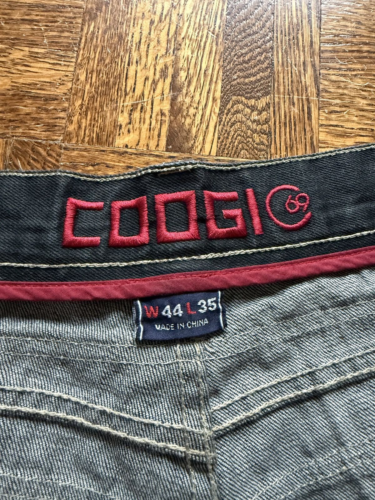 Coogi Vintage Y2K Coogi Embellished Denim Baggy Jeans Size US 44 / EU 60 - 9 Thumbnail