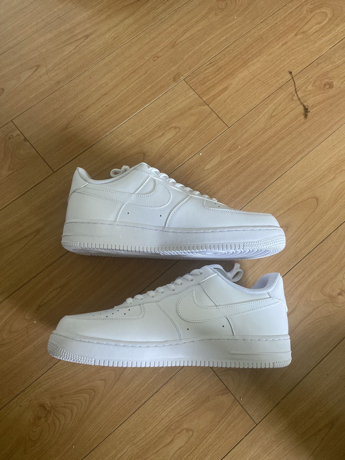 Nike ALL WHITE 07 AIRFORCES Size US 13 / EU 46 - 2 Thumbnail