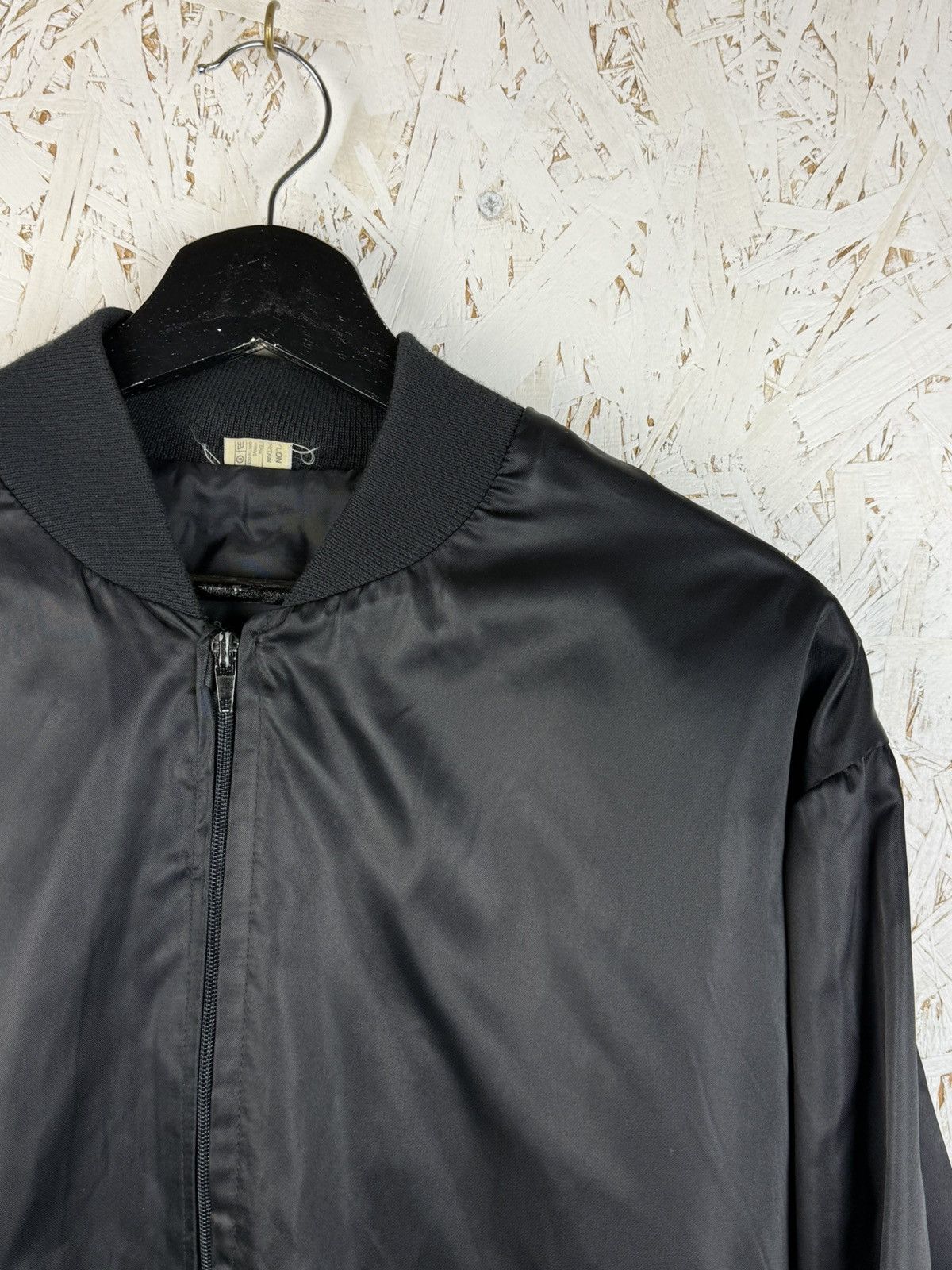 Band Tees 80s 90s Vintage Depeche Mode Band Rose Logo Bomber Jacket Size US L / EU 52-54 / 3 - 5 Thumbnail