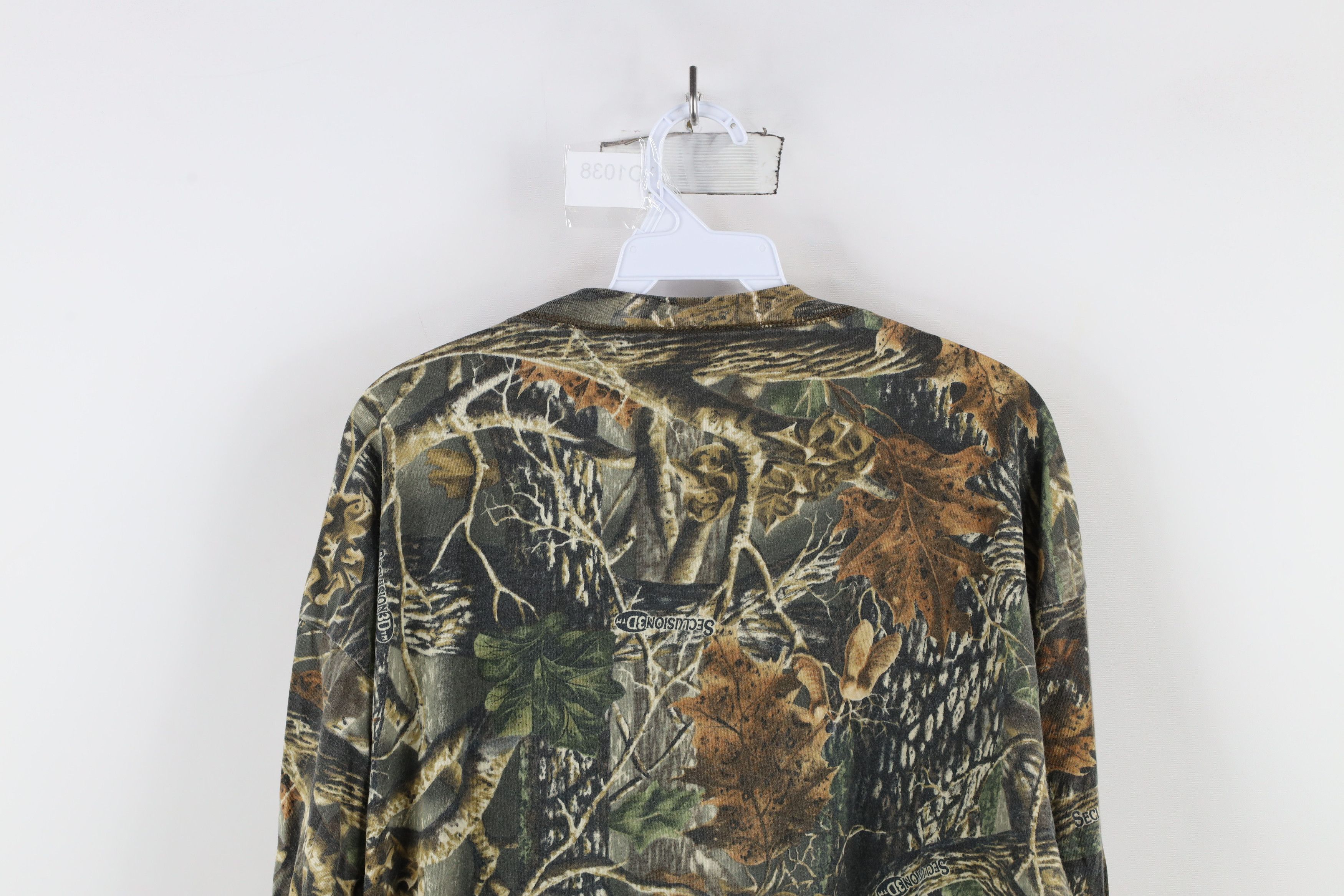 Cabelas × Vintage Vintage Cabelas Camouflage Long Sleeve Henley T-Shirt Cotton Size US XL / EU 56 / 4 - 11 Thumbnail