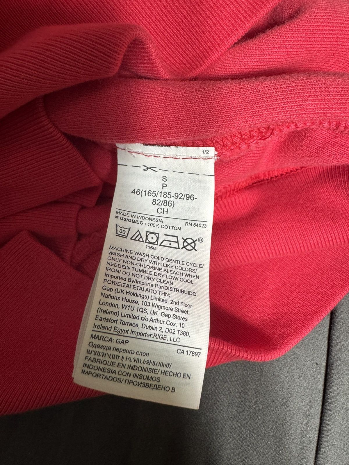 Gap × Yeezy Yeezy X Gap Hoodie - Red Size S Size US S / EU 44-46 / 1 - 7 Thumbnail