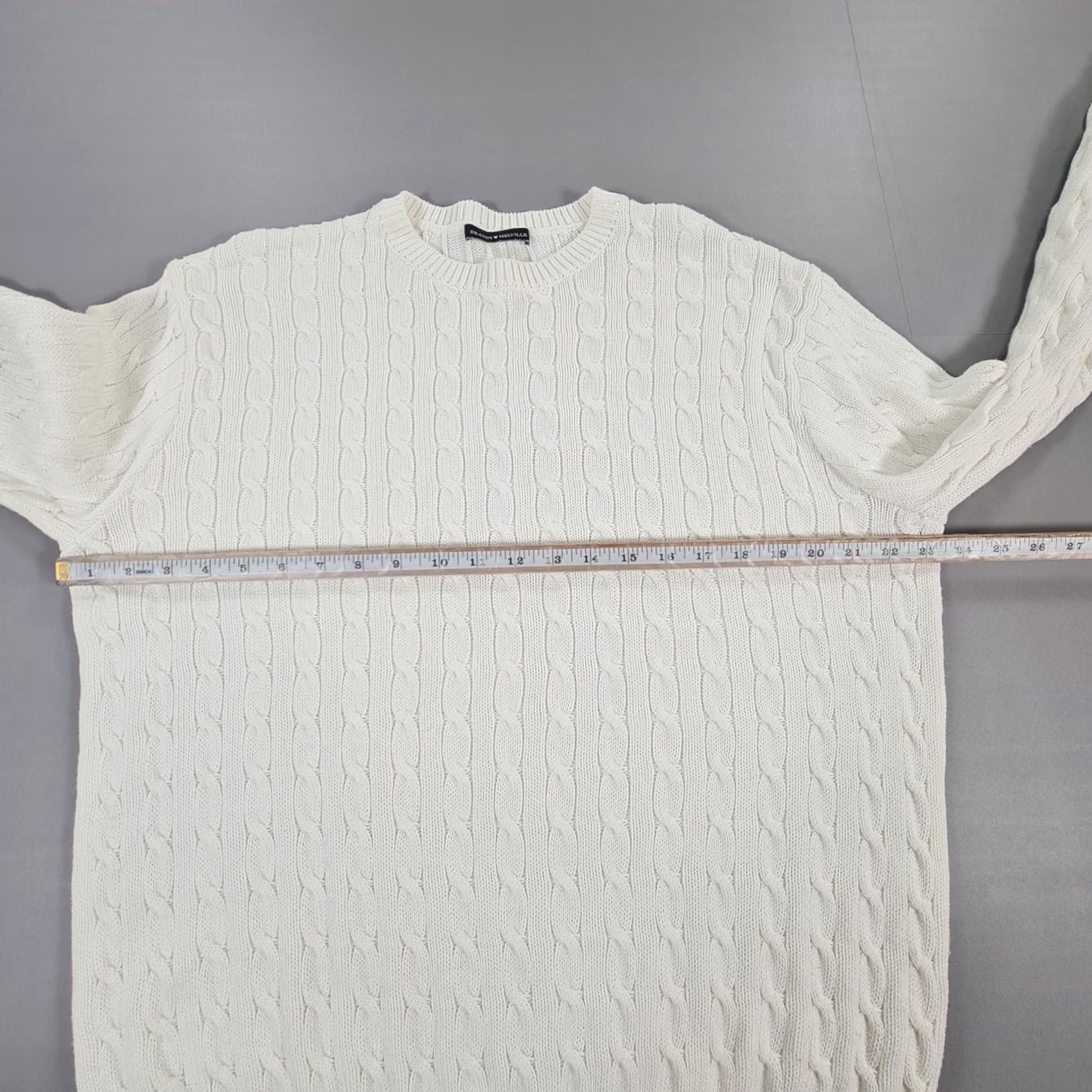 Brandy Melville VINTAGE Brandy Melville Jumper Womens One Size White Cable-Knit Cotton Blend Pullover Size ONE SIZE - 4 Thumbnail