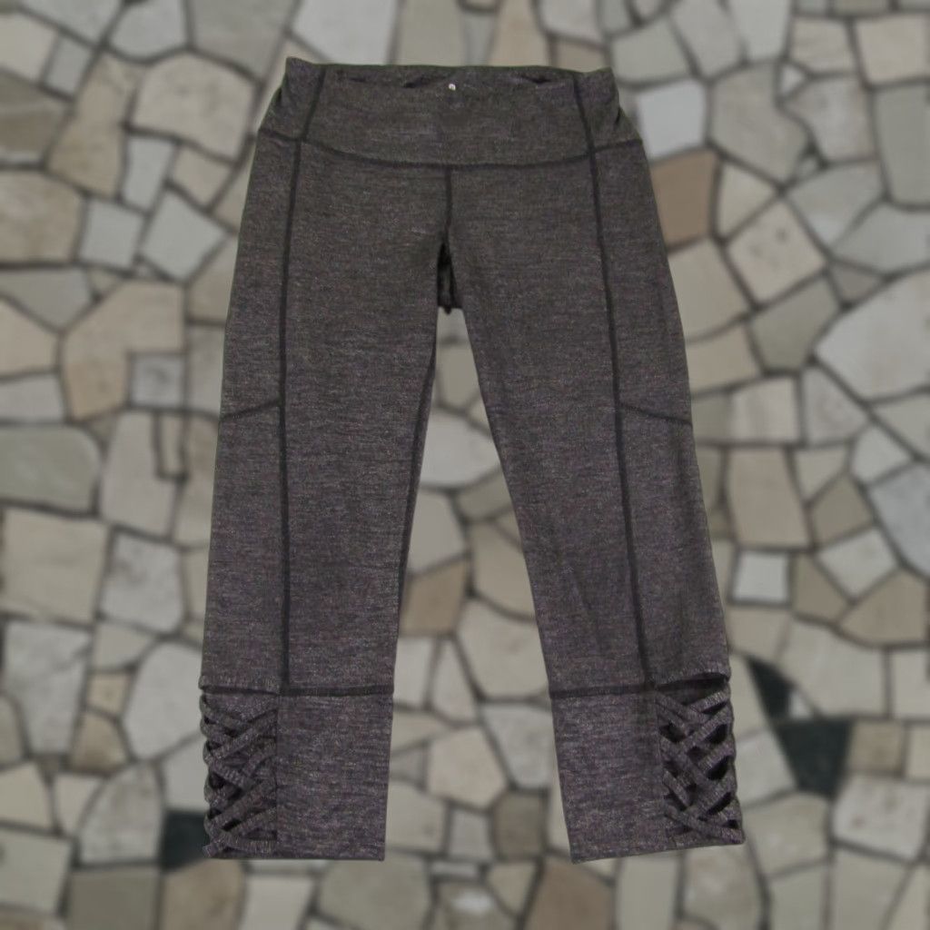 Athleta Athleta Leggings Womens Small Gray Mid Calf Cropped Athletic Yoga workout Pants Size 28" / US 6 / IT 42 - 1 Thumbnail
