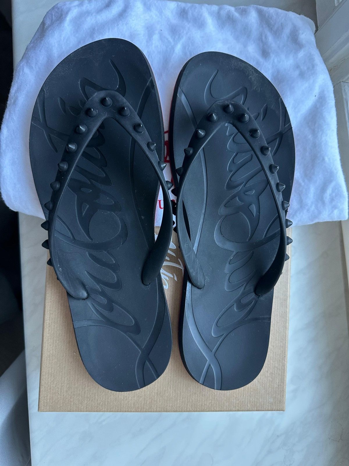 Christian Loubutin Loubi Flip Flops
