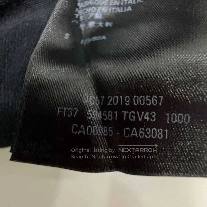 Balenciaga Balenciaga Black Long Sleeve Graphic T. Size US S / EU 44-46 / 1 - 3 Thumbnail