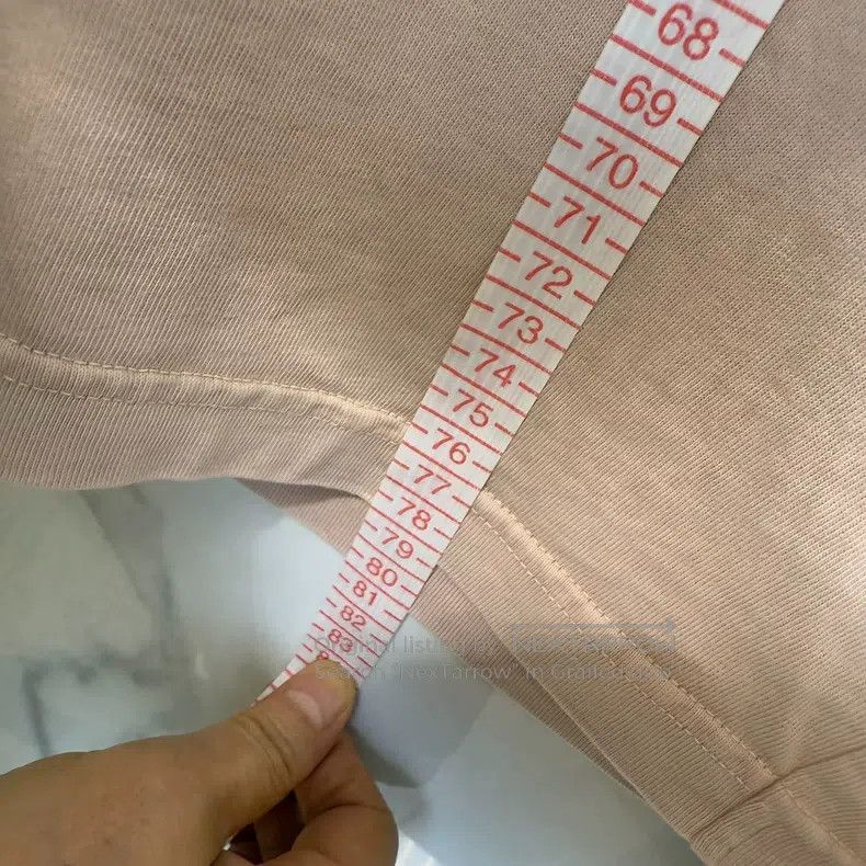 Balenciaga Balenciaga Classic Coke T-shirt is pink. Size US XS / EU 42 / 0 - 7 Thumbnail