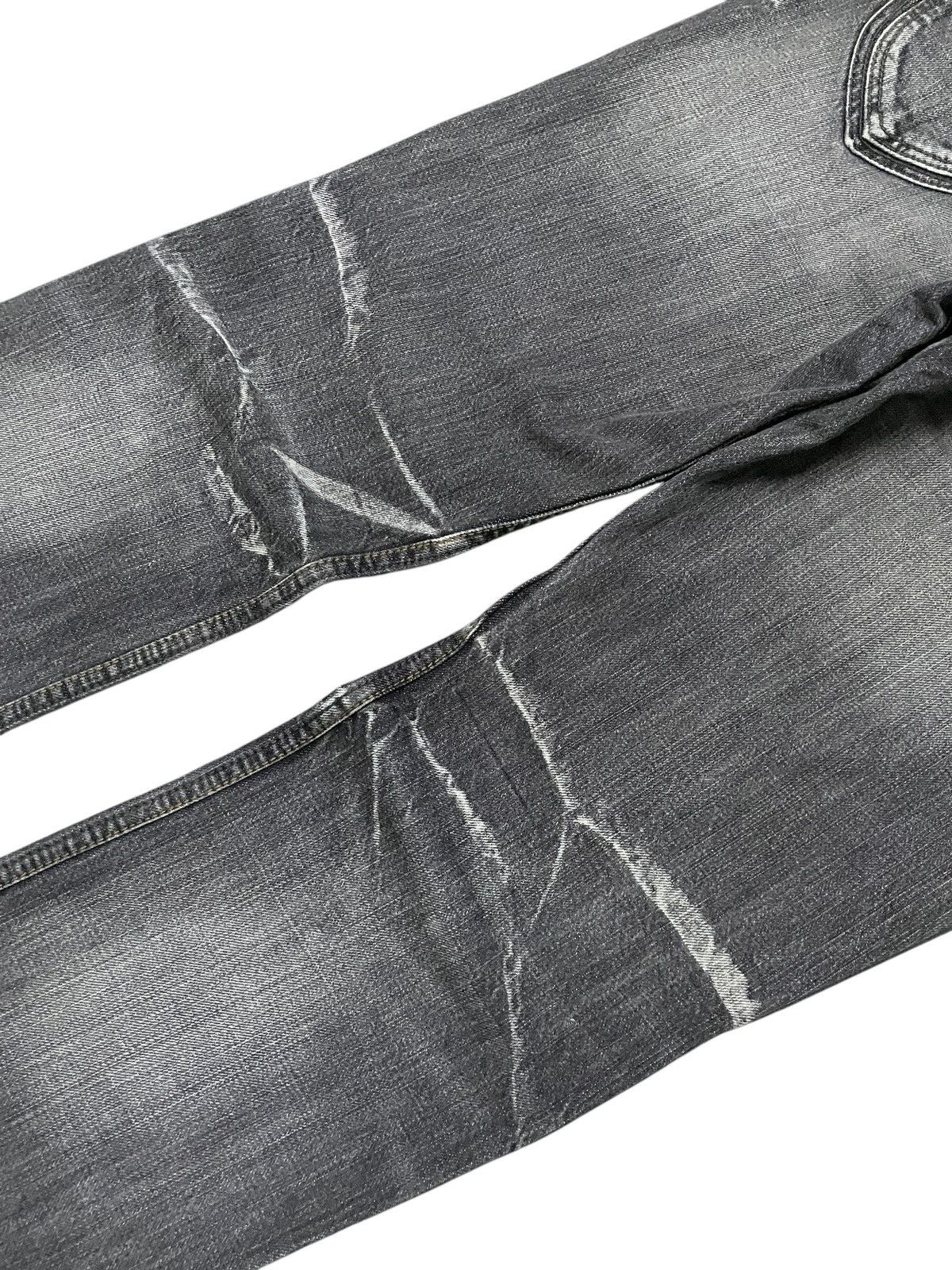 HIDEAWAYS × LOWBOX × Le Grande Bleu (L.G.B.) Hideaways Nicole Distressed Poems Patched Flared Jeans Size US 32 / EU 48 - 14 Thumbnail