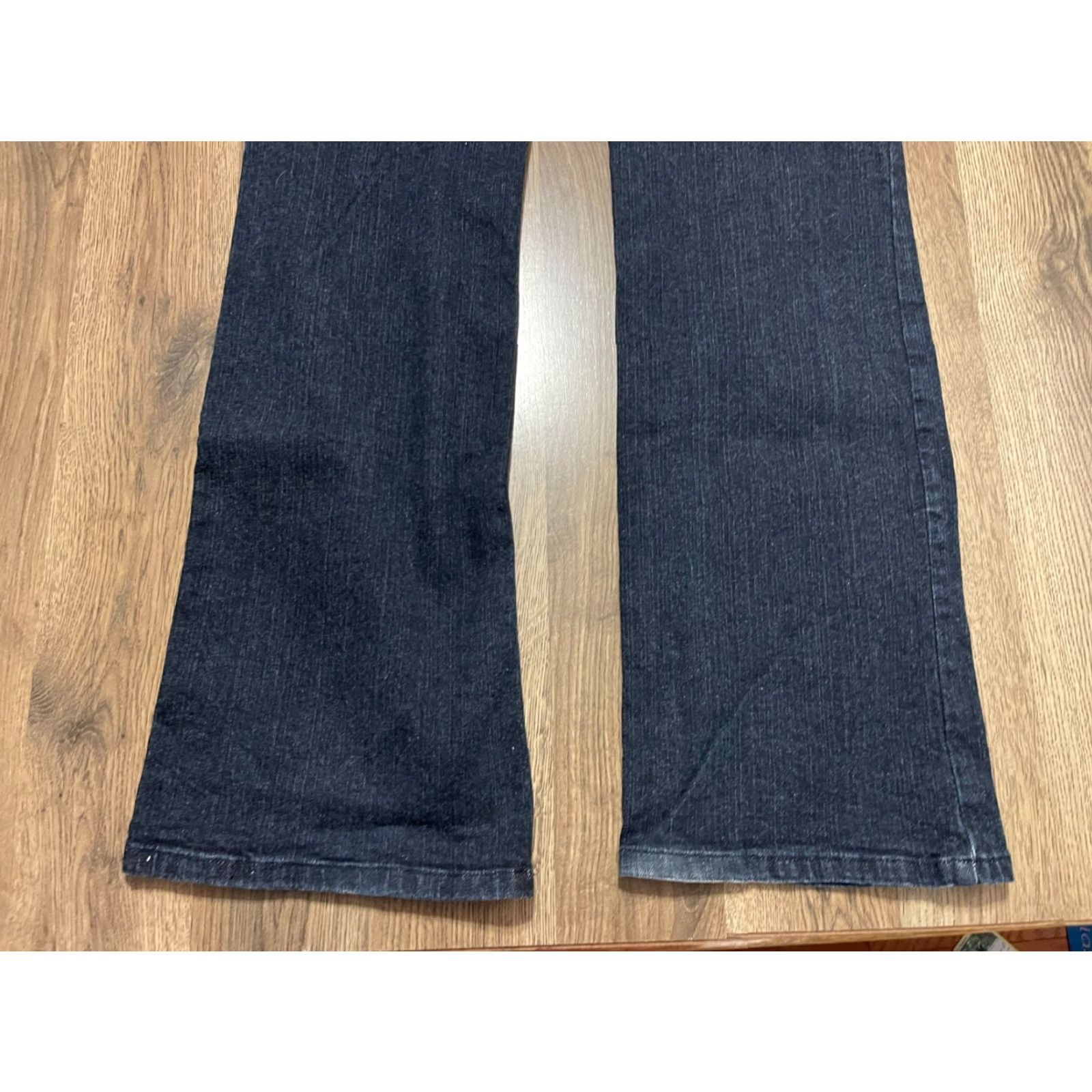 Denim & Co. Denim & Co. Jeans Women's Size 8T Denim Dark Wash Pockets Straight Leg Size 30" / US 8 / IT 44 - 3 Thumbnail