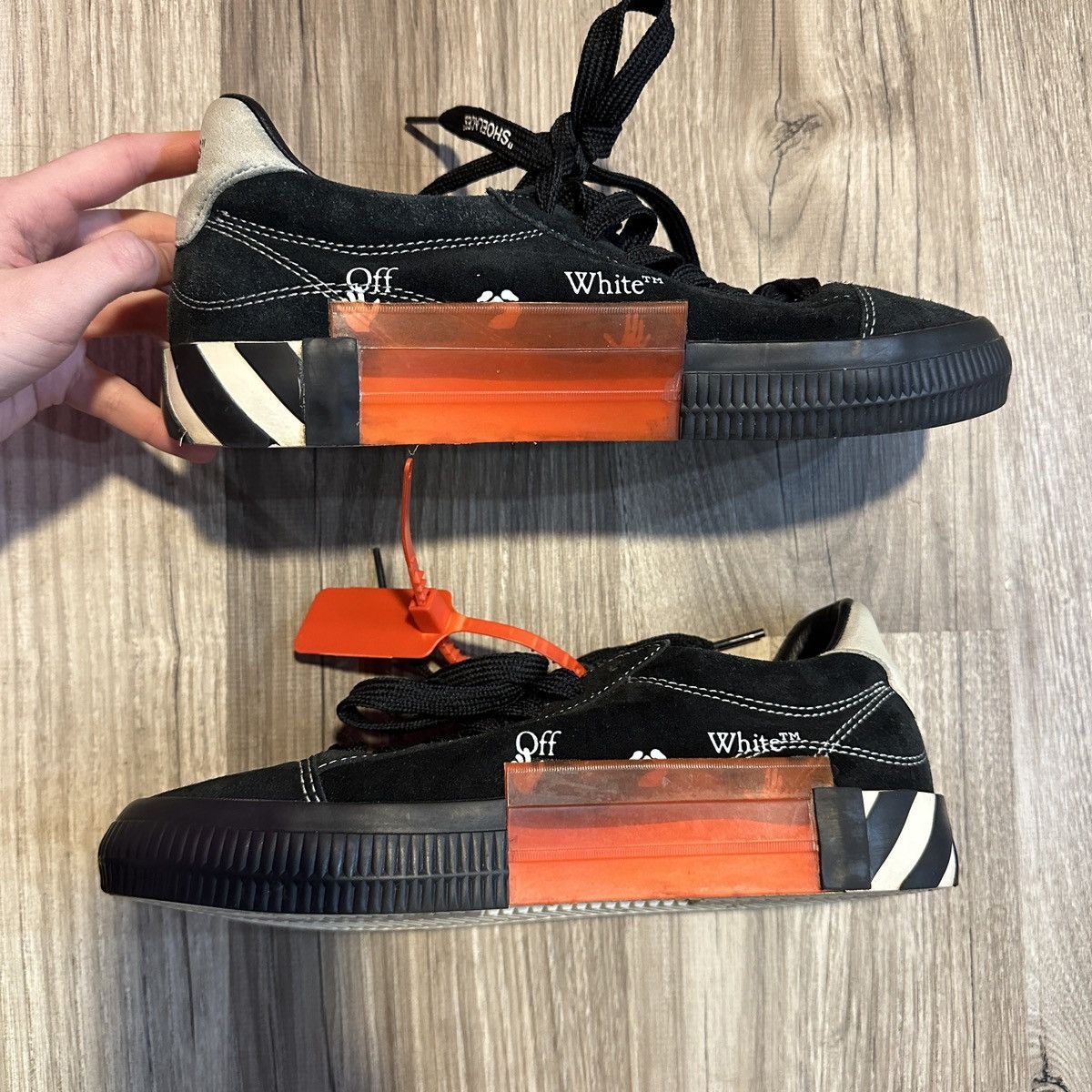 Off-White Off-White Arrow Low Vulcanized “This” and “That” Size US 10 / IT 40 - 5 Thumbnail