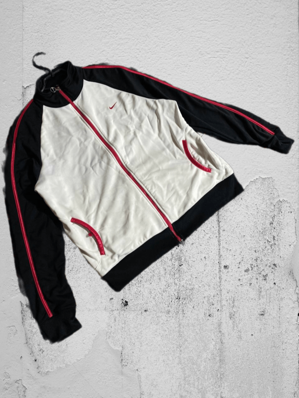 Nike × Vintage Sweatshirt Nike Vintage Big Central Logo 90s Outdoor Style Size US M / EU 48-50 / 2 - 1 Thumbnail