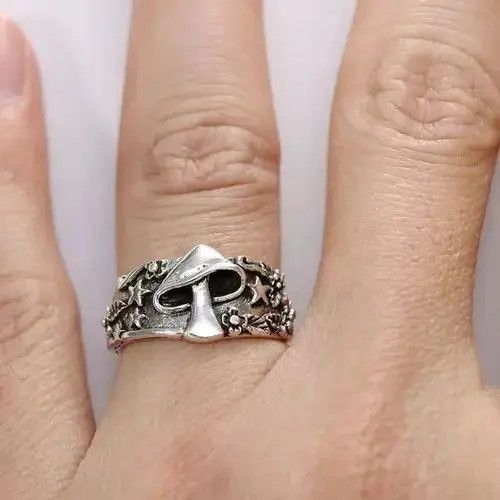 Jewelry Mushroom Ring Size ONE SIZE - 4 Thumbnail
