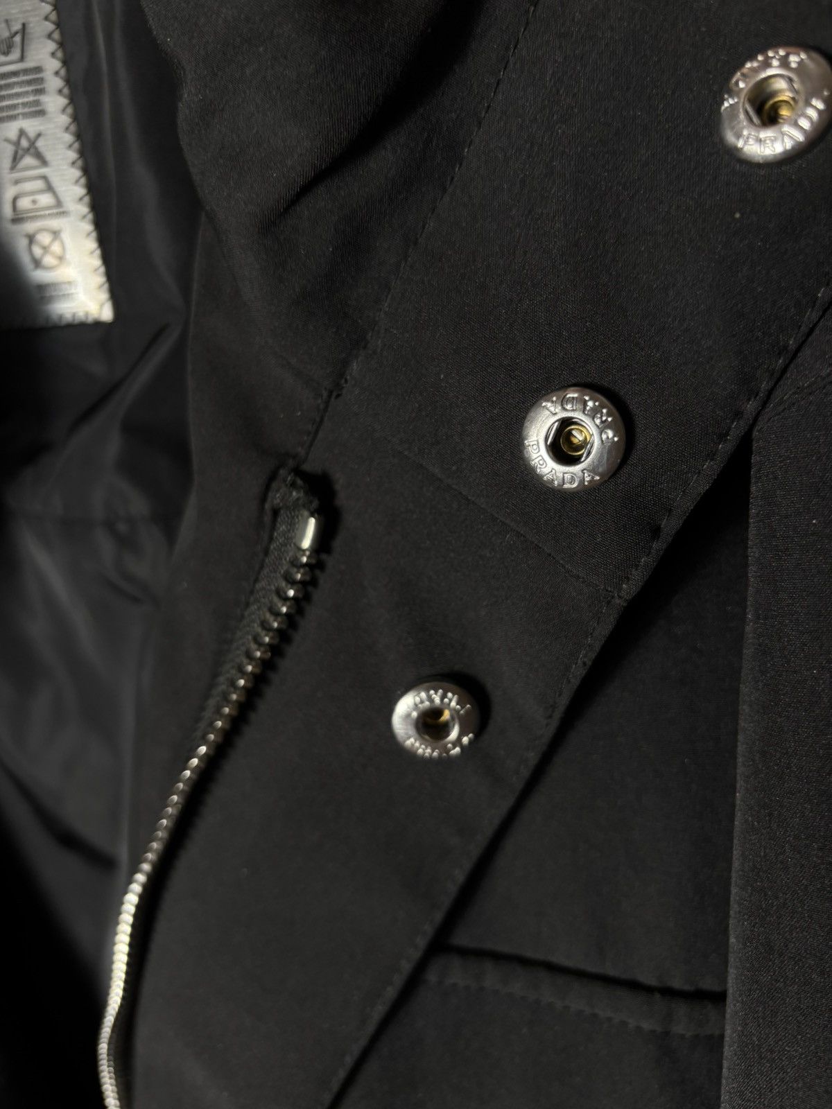 Prada Prada Sport Linea Rossa Hidden Hood Nylon Field Jacket Luxury Military Archive Size US L / EU 52-54 / 3 - 9 Thumbnail