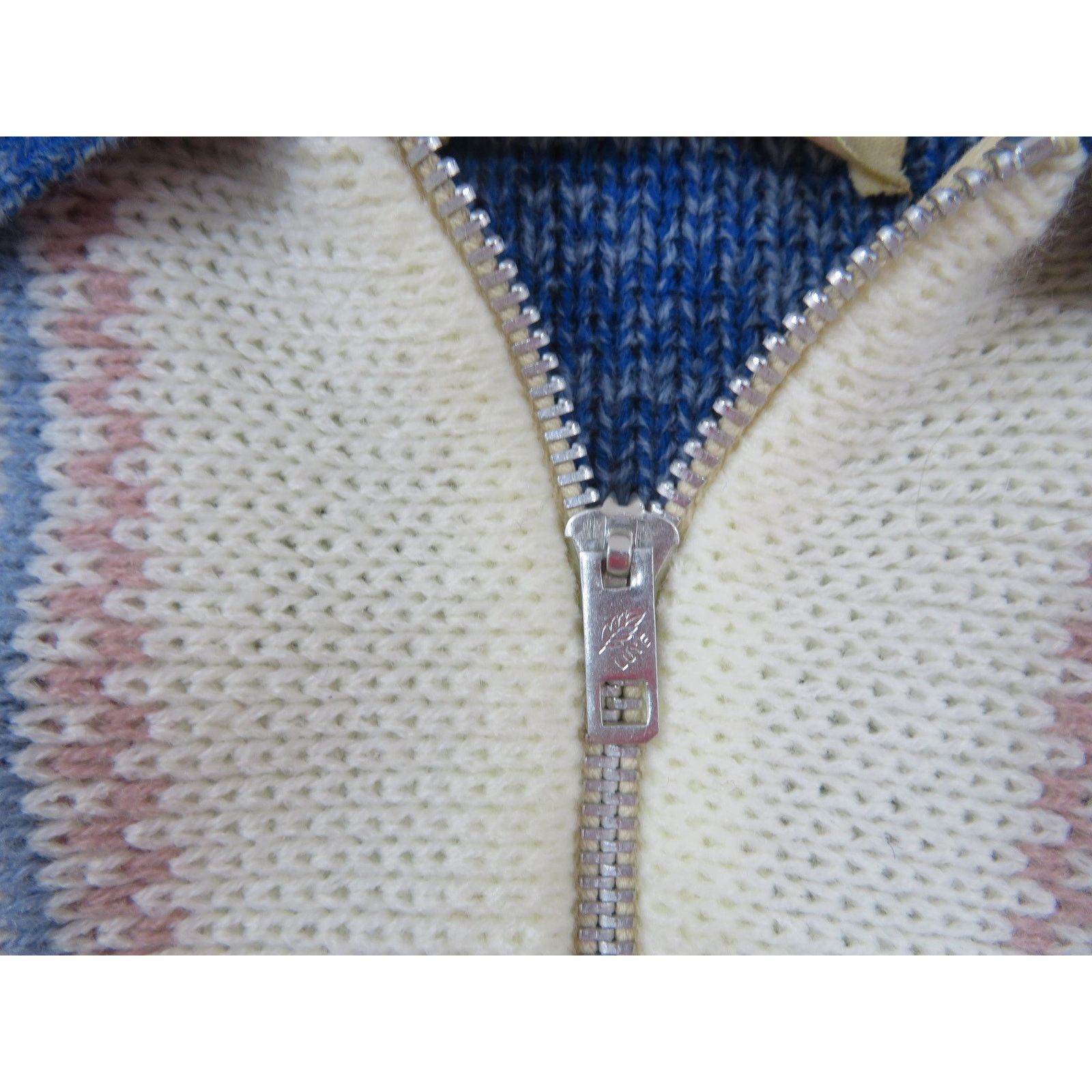 Other YATX Cardigan Sweater Blue and Beige Sz 40 Vintage Size US M / EU 48-50 / 2 - 4 Thumbnail