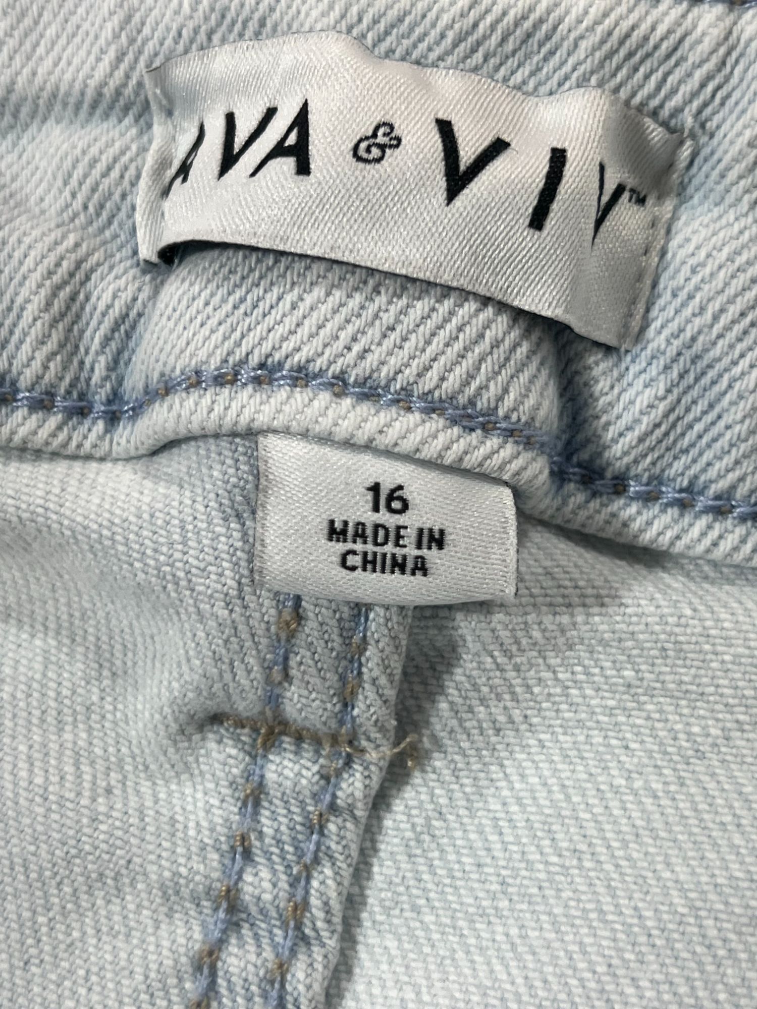 Other Ava & Viv - Women's High - Rise Denim Shorts - Light Blue - Size 38" / US 16 / IT 52 - 10 Thumbnail