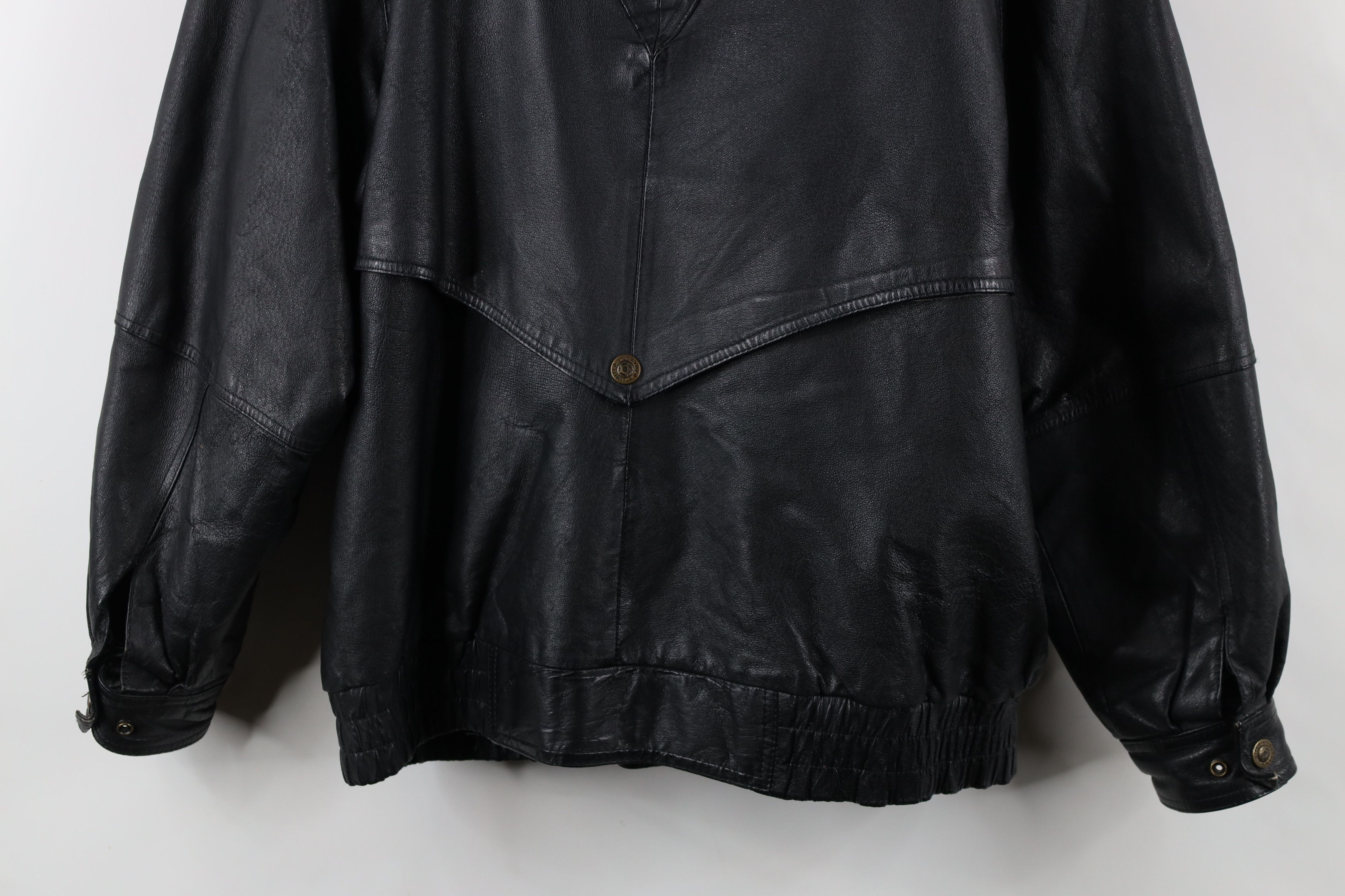 Vintage Vintage 90s Streetwear Fur Trim Hooded Leather Bomber Jacket Size US M / EU 48-50 / 2 - 15 Thumbnail
