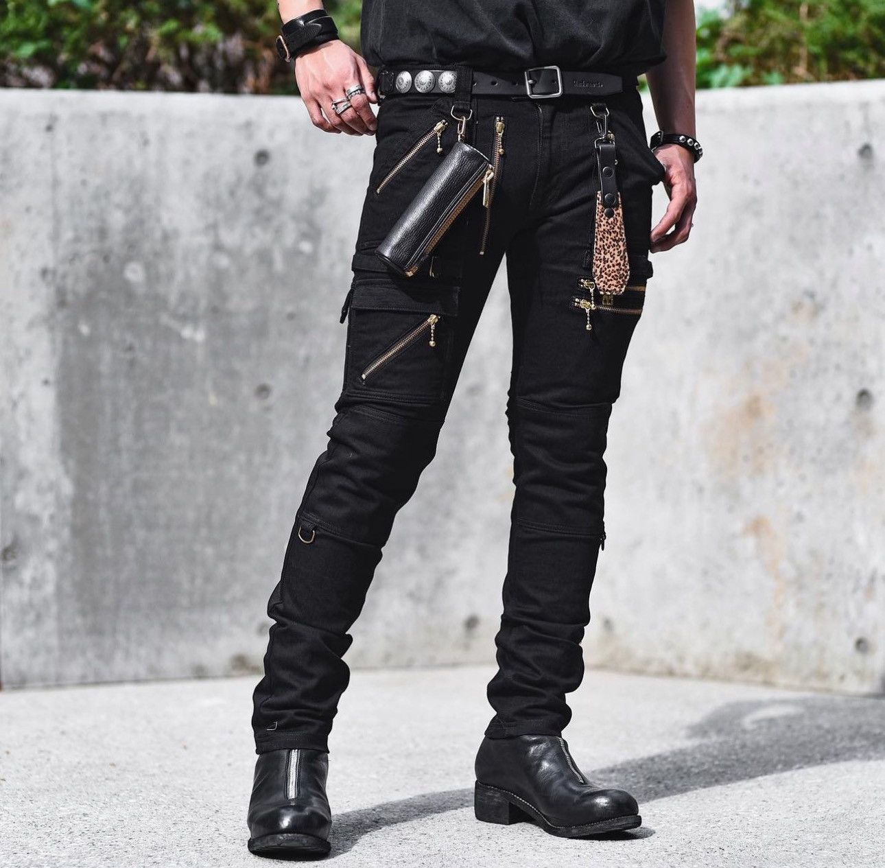 Blackmeans Blackmeans Silver Concho Medallion D-Ring Black Leather