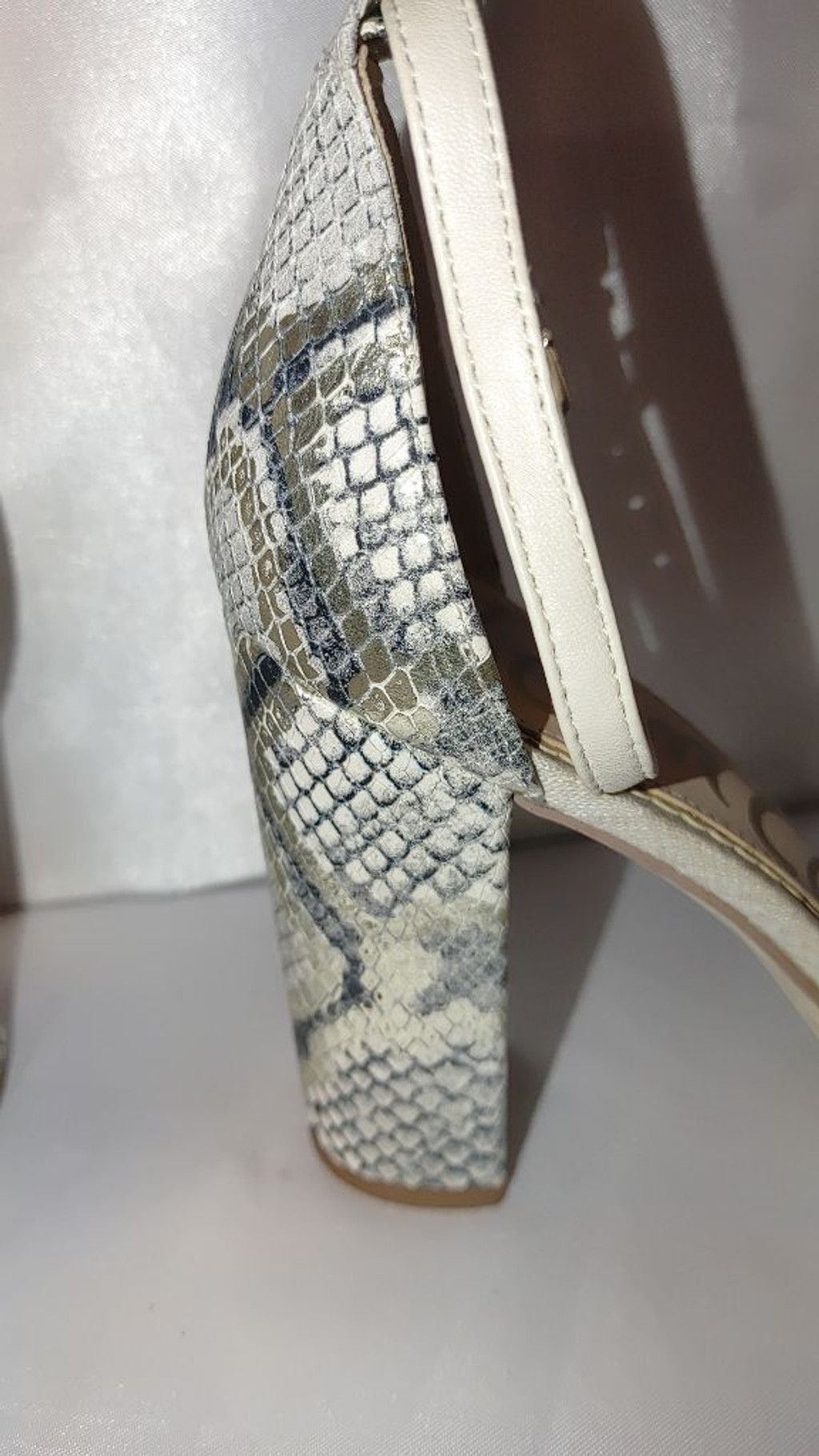Sam Edelman Sam Edelman Yaro Heeled Peep Toe Size 7 Size US 7 / IT 37 - 9 Thumbnail