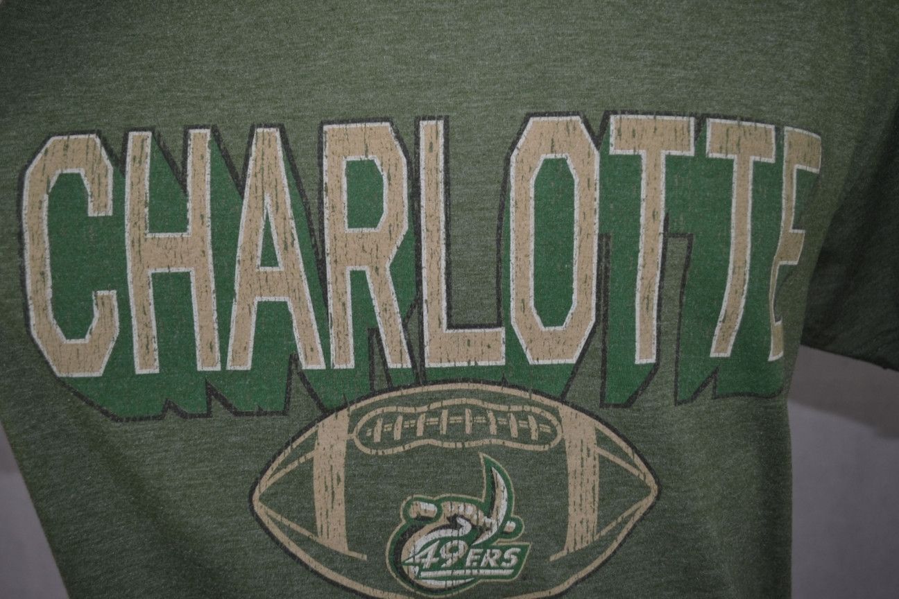 NBA × NCAA × NFL Charlotte 49ers Vintage tee Size US L / EU 52-54 / 3 - 5 Thumbnail